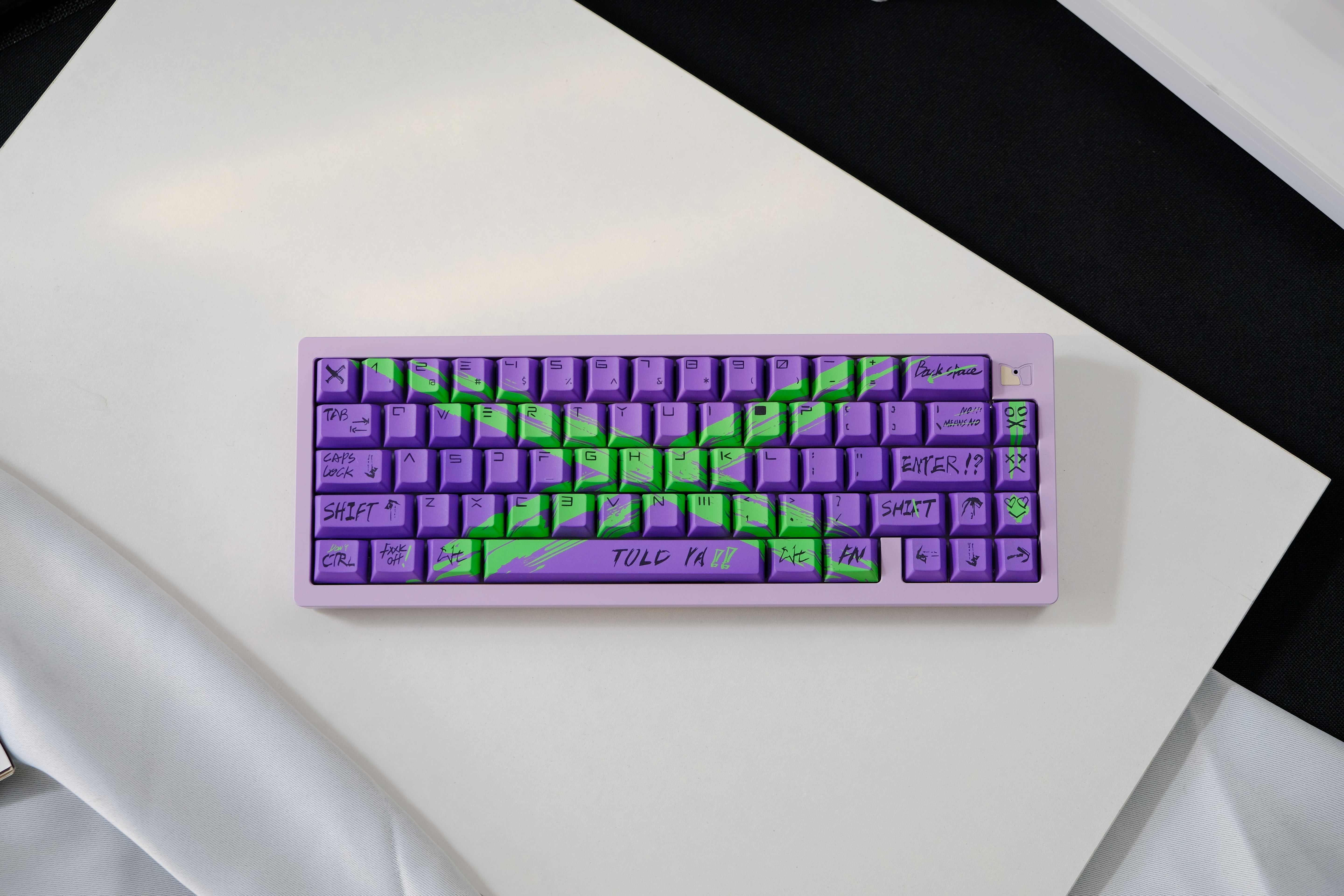 Against invalid Purple Green keycaps - joorkey