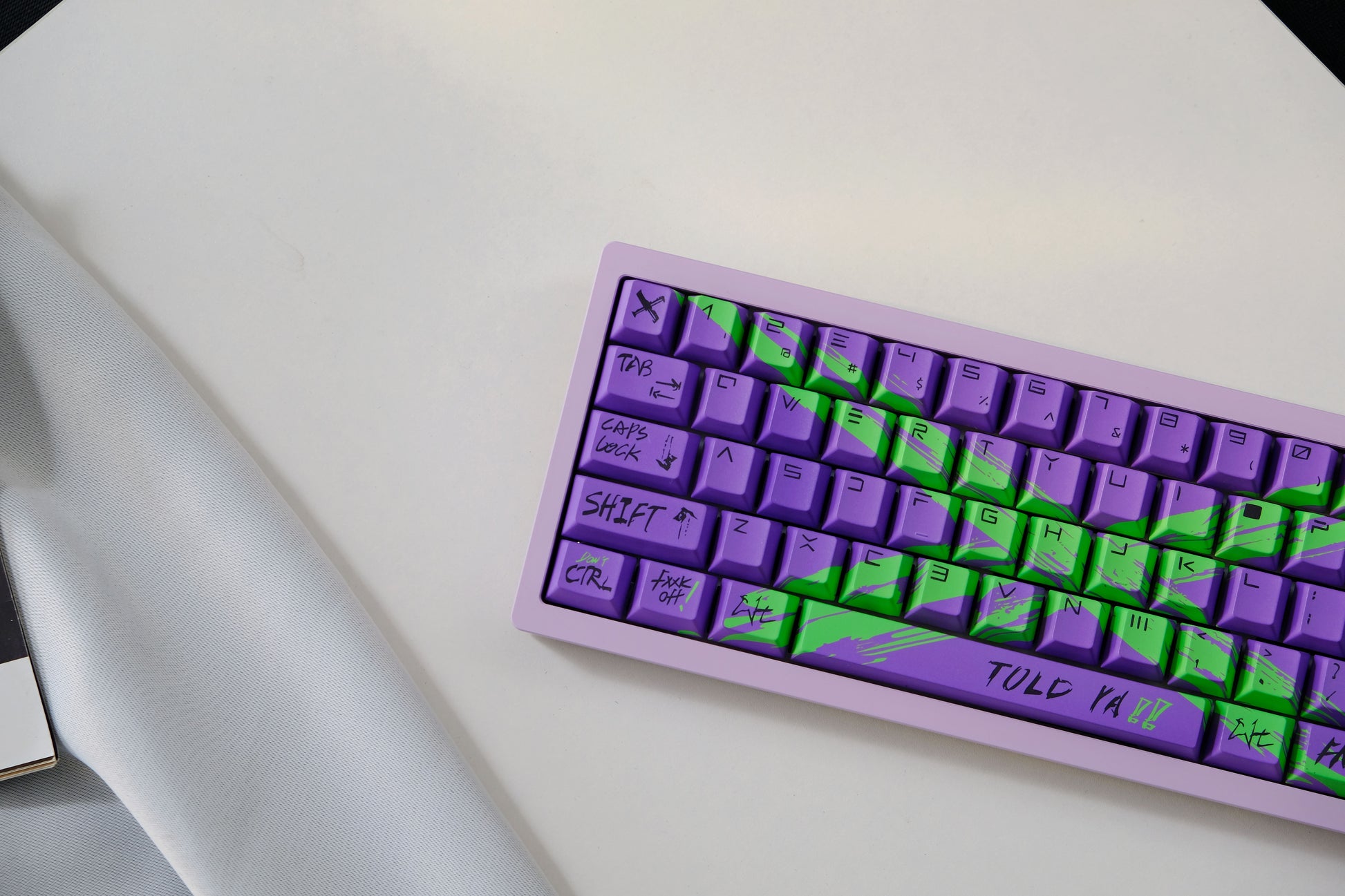 Against invalid Purple Green keycaps - joorkey