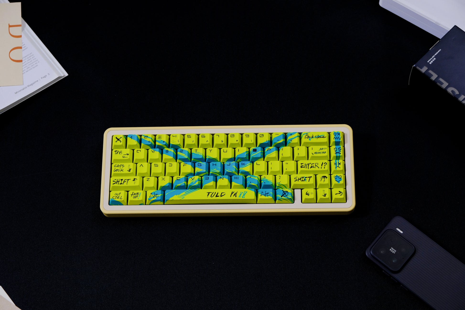 Against invalid Yellow Blue keycaps - joorkey