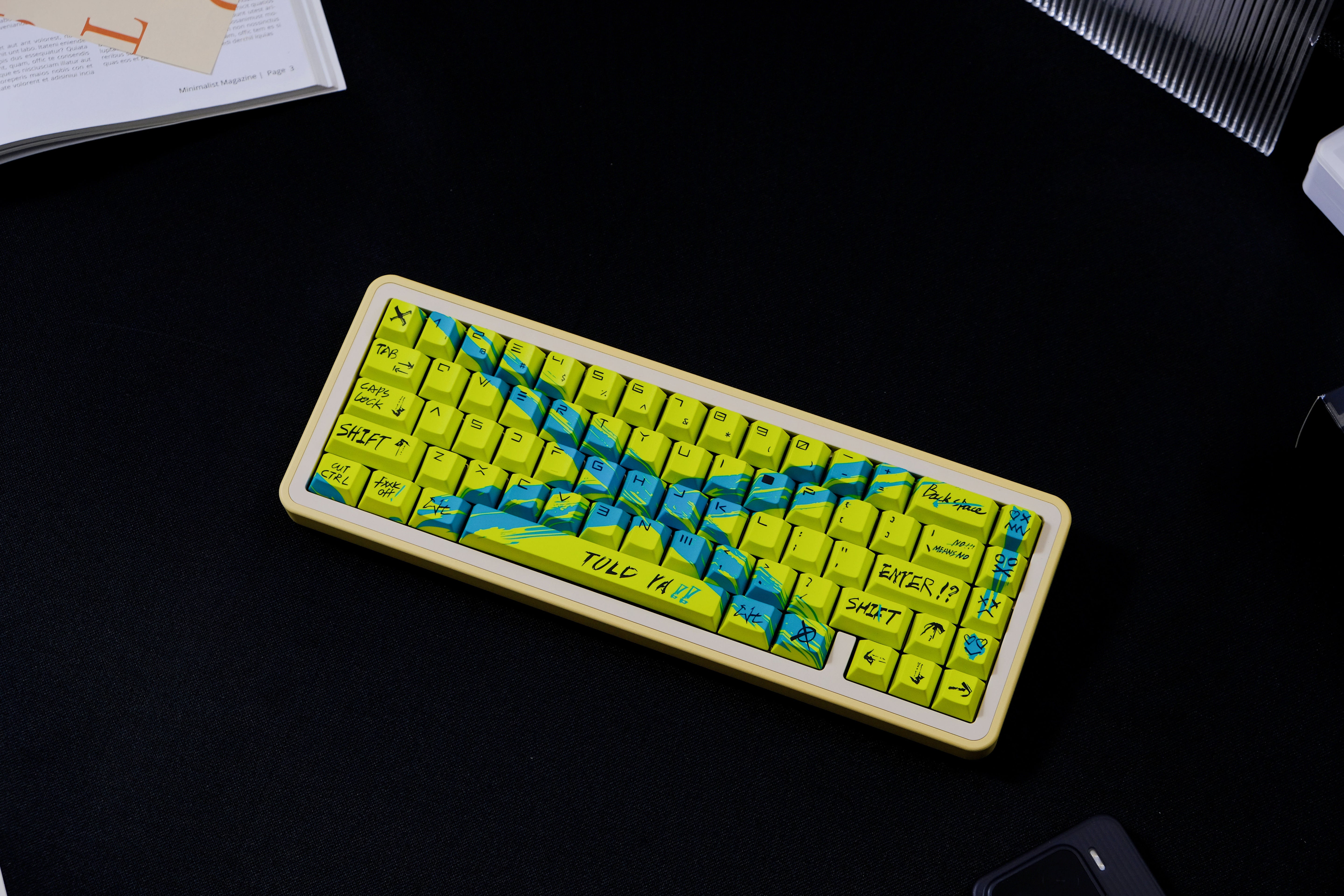 Against invalid Yellow Blue keycaps - joorkey