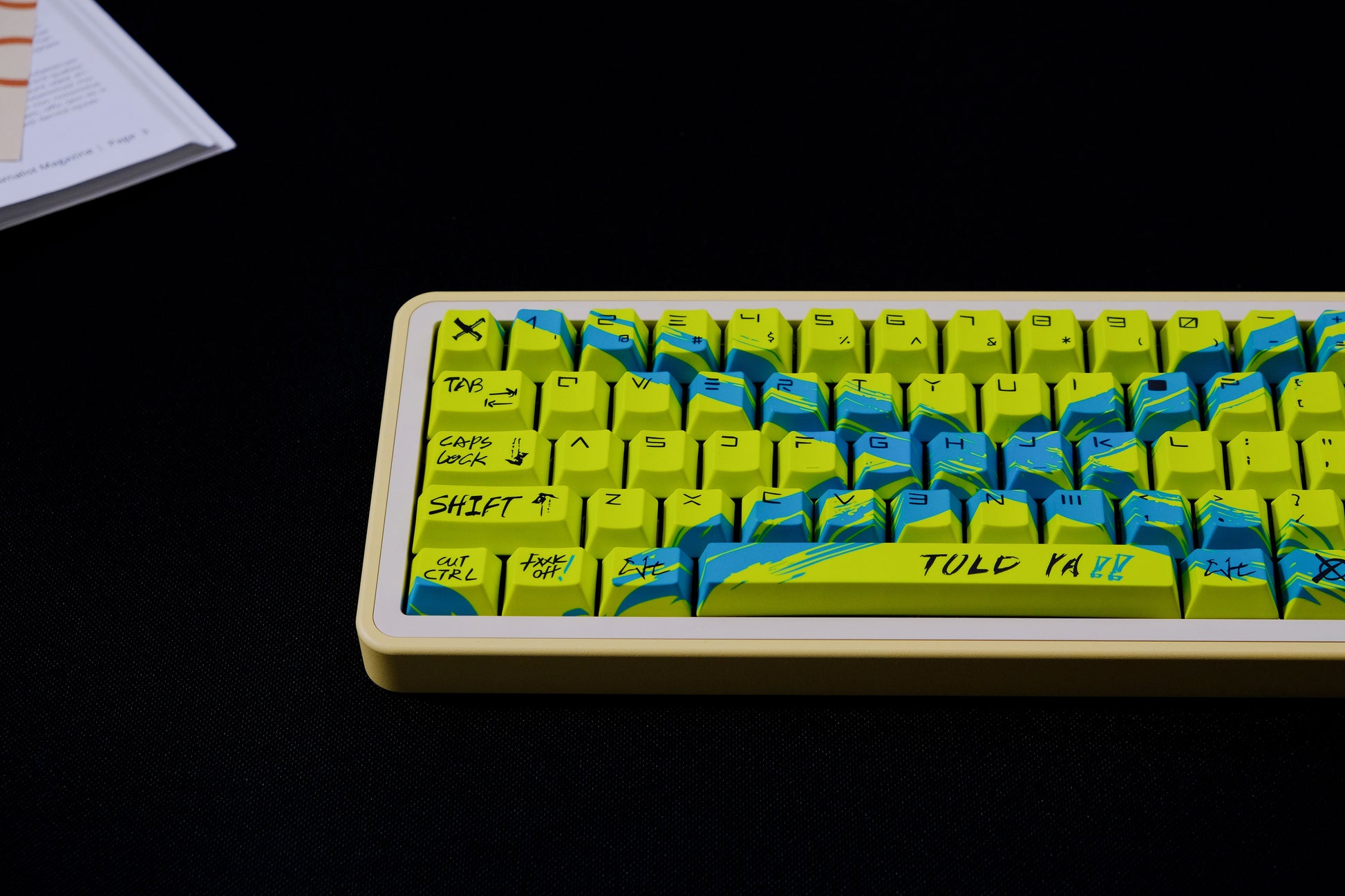 Against invalid Yellow Blue keycaps - joorkey