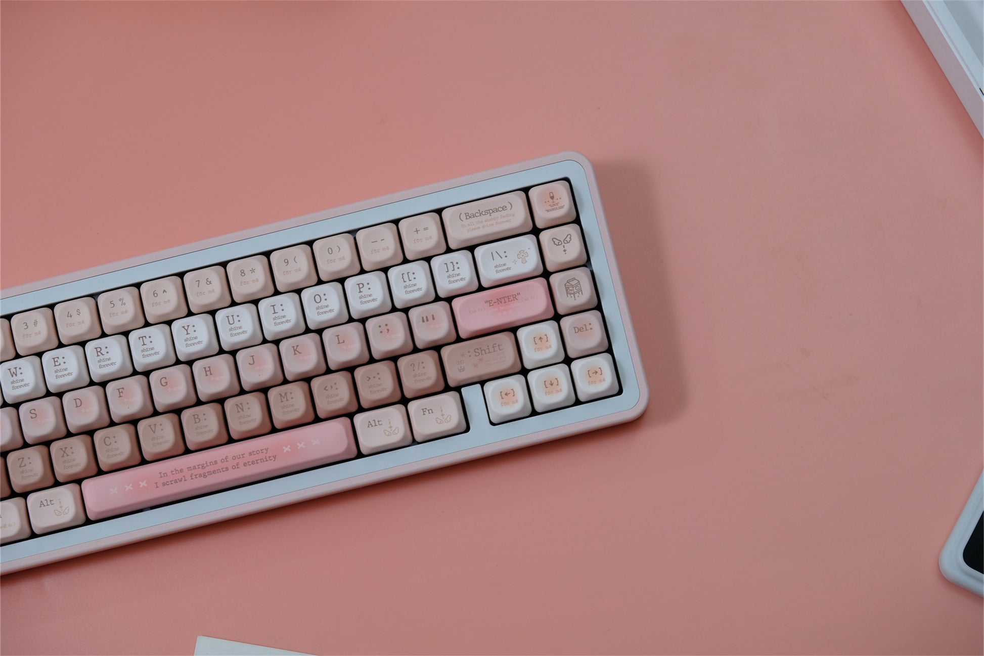Tipsy Romantic Pink keycaps - joorkey