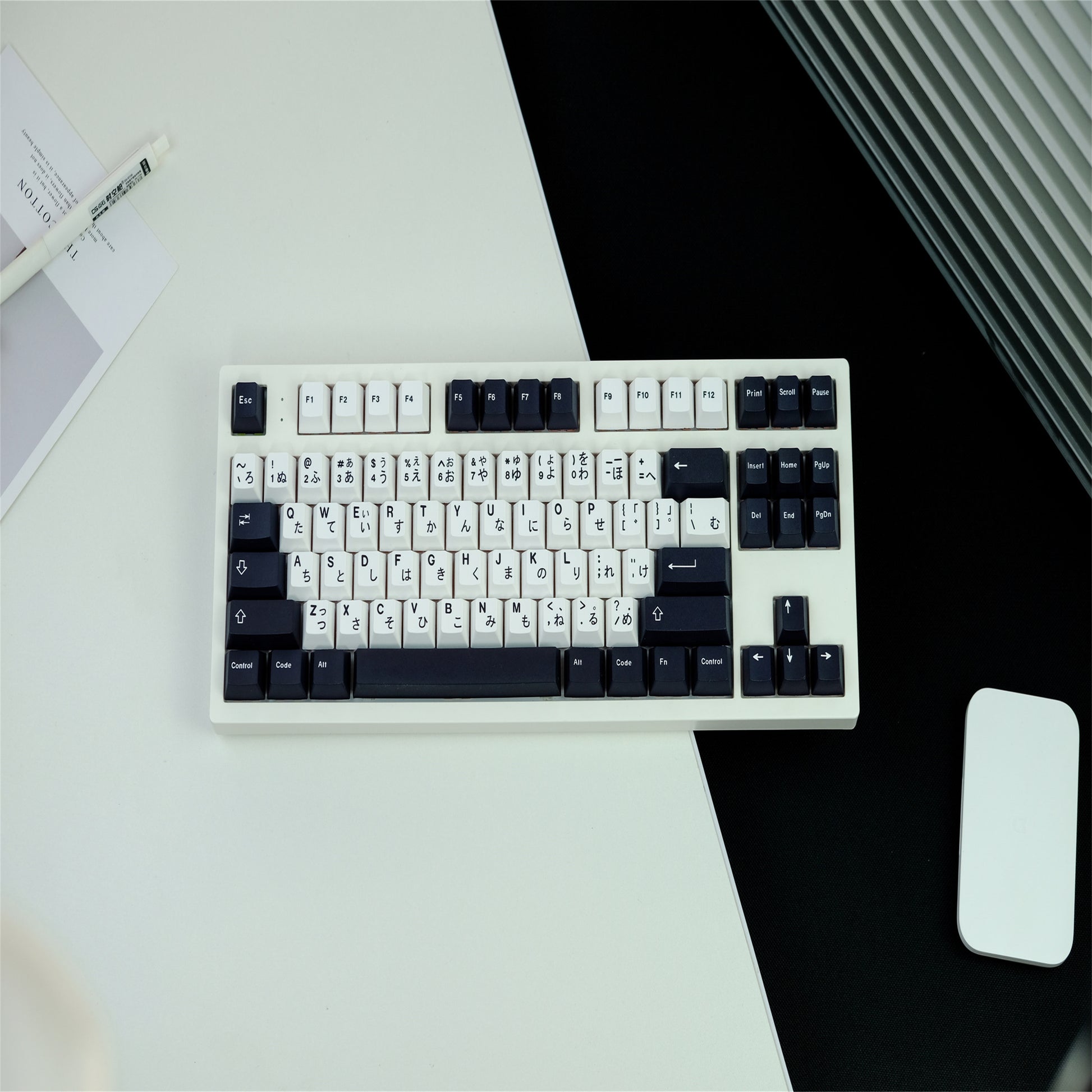 WOB Black White keycaps - joorkey