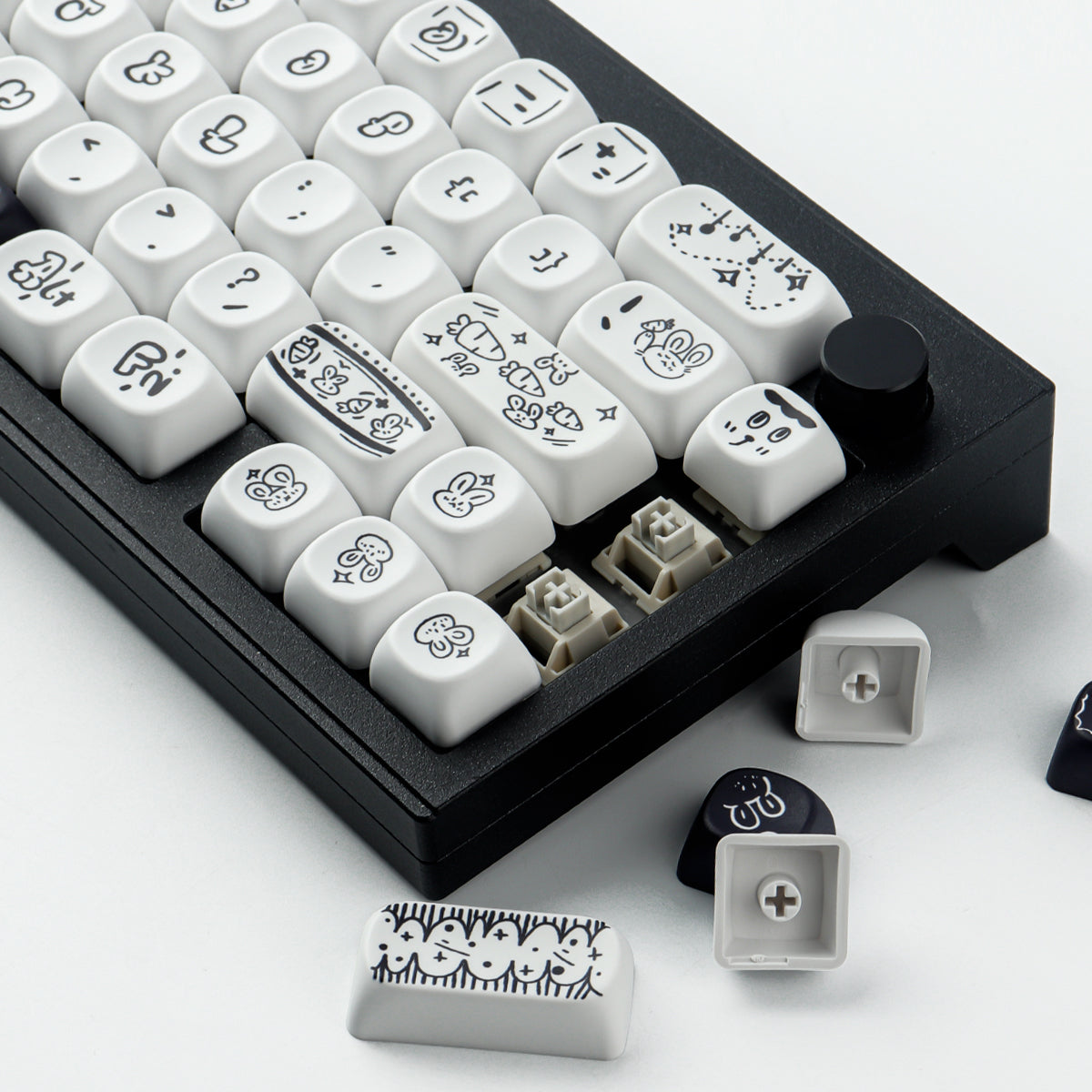 Carrot Rabbit keycaps