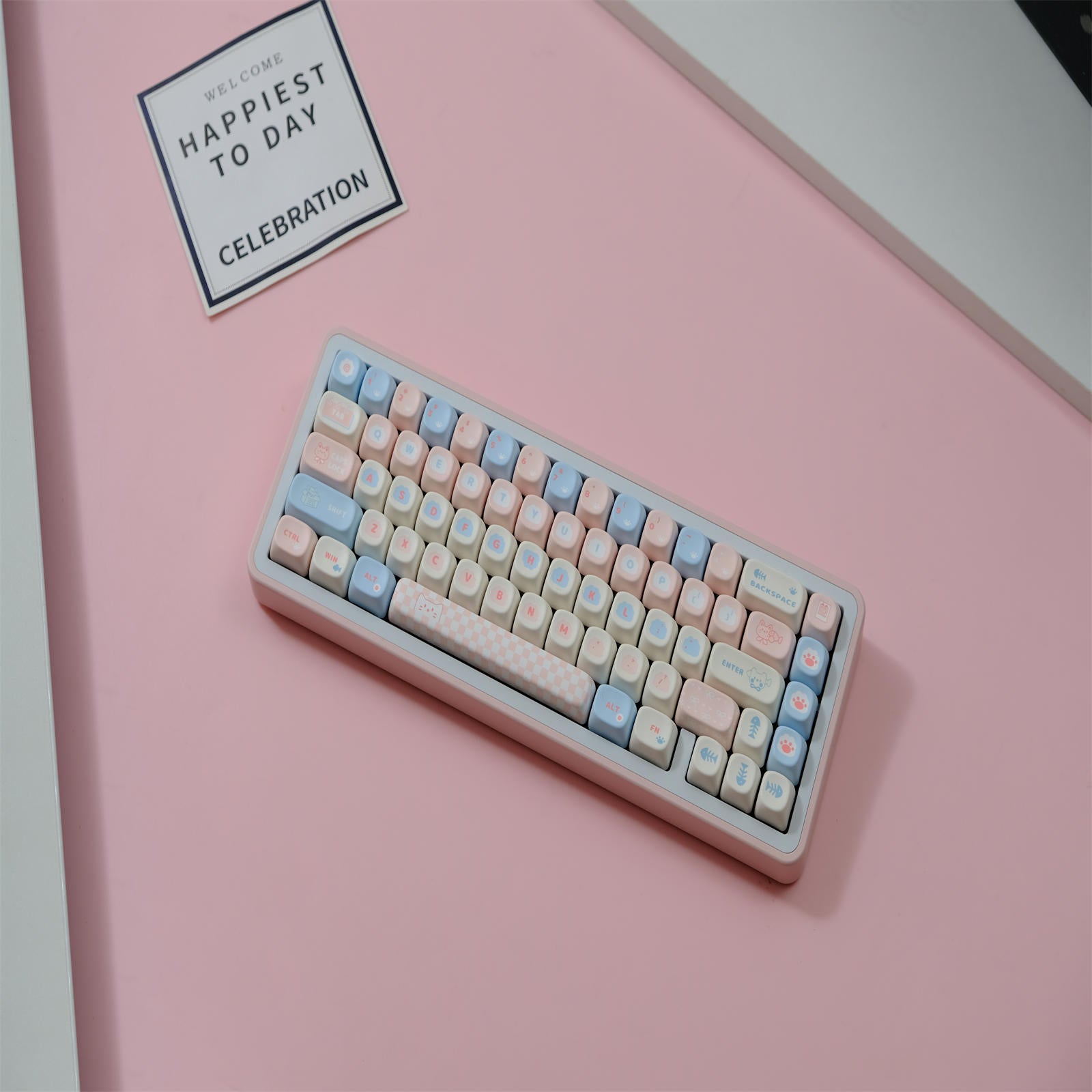 Cute Cat MOA keycaps
