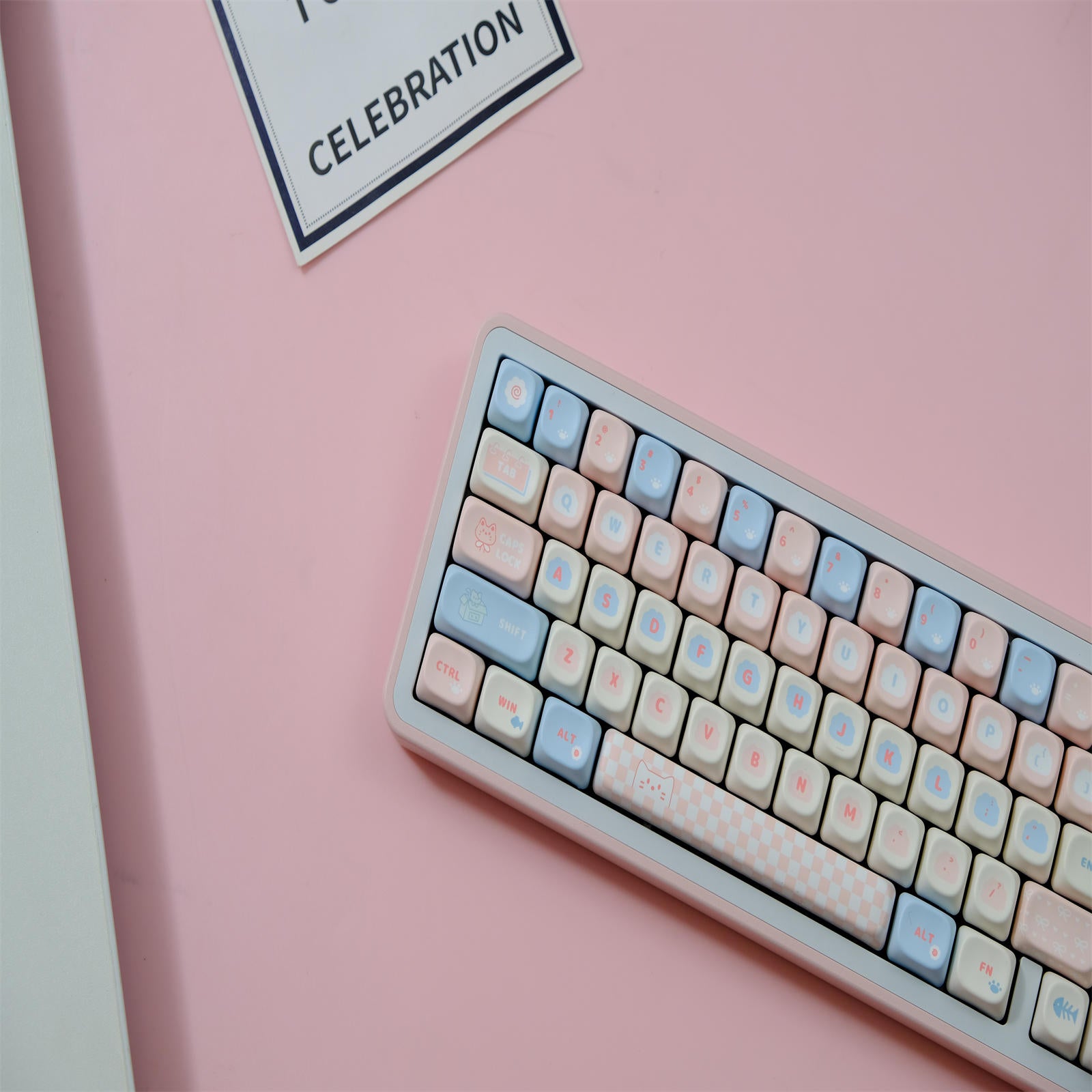 Cute Cat MOA keycaps