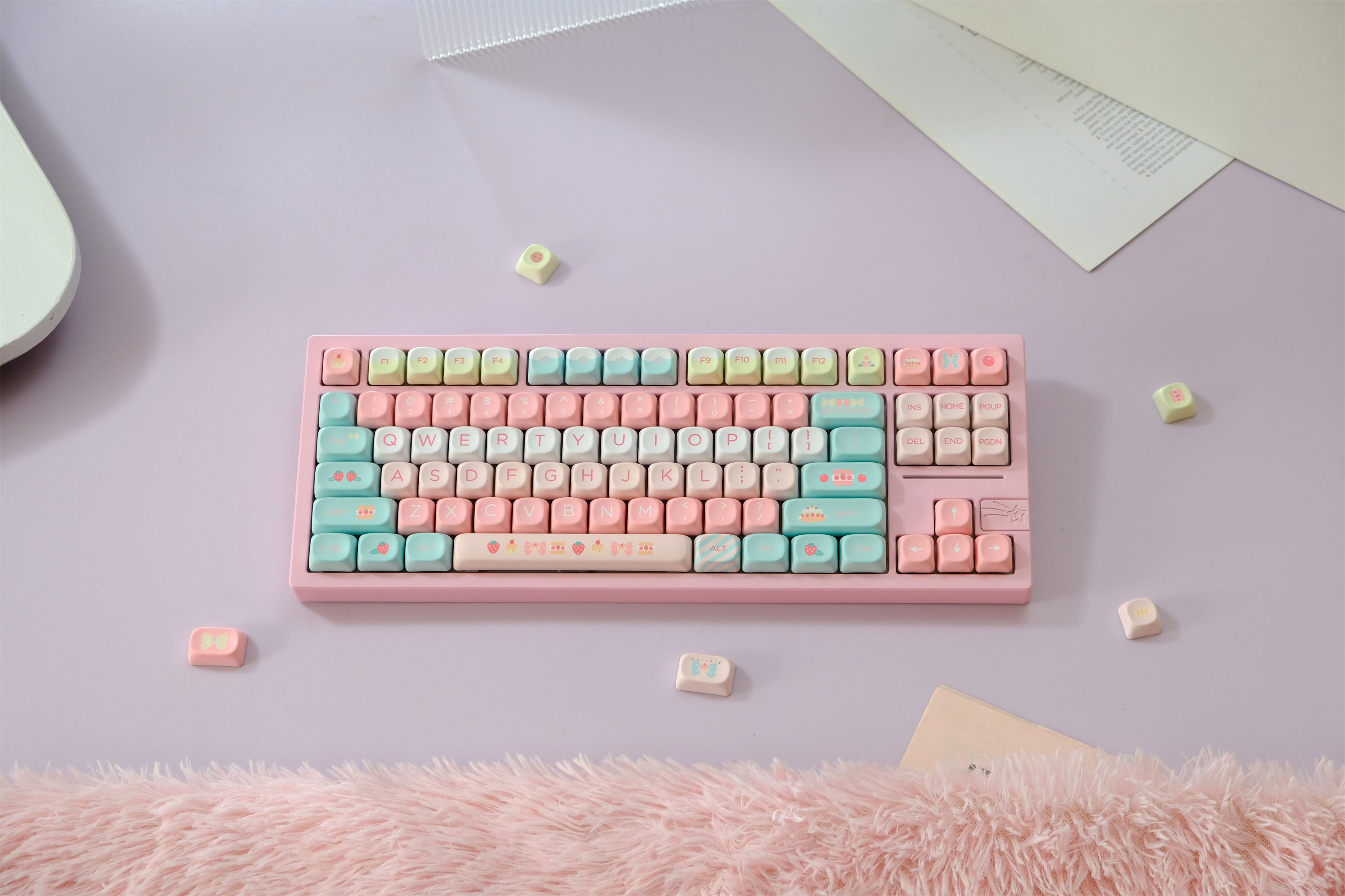 Strawberry Dessert Shop Keycaps