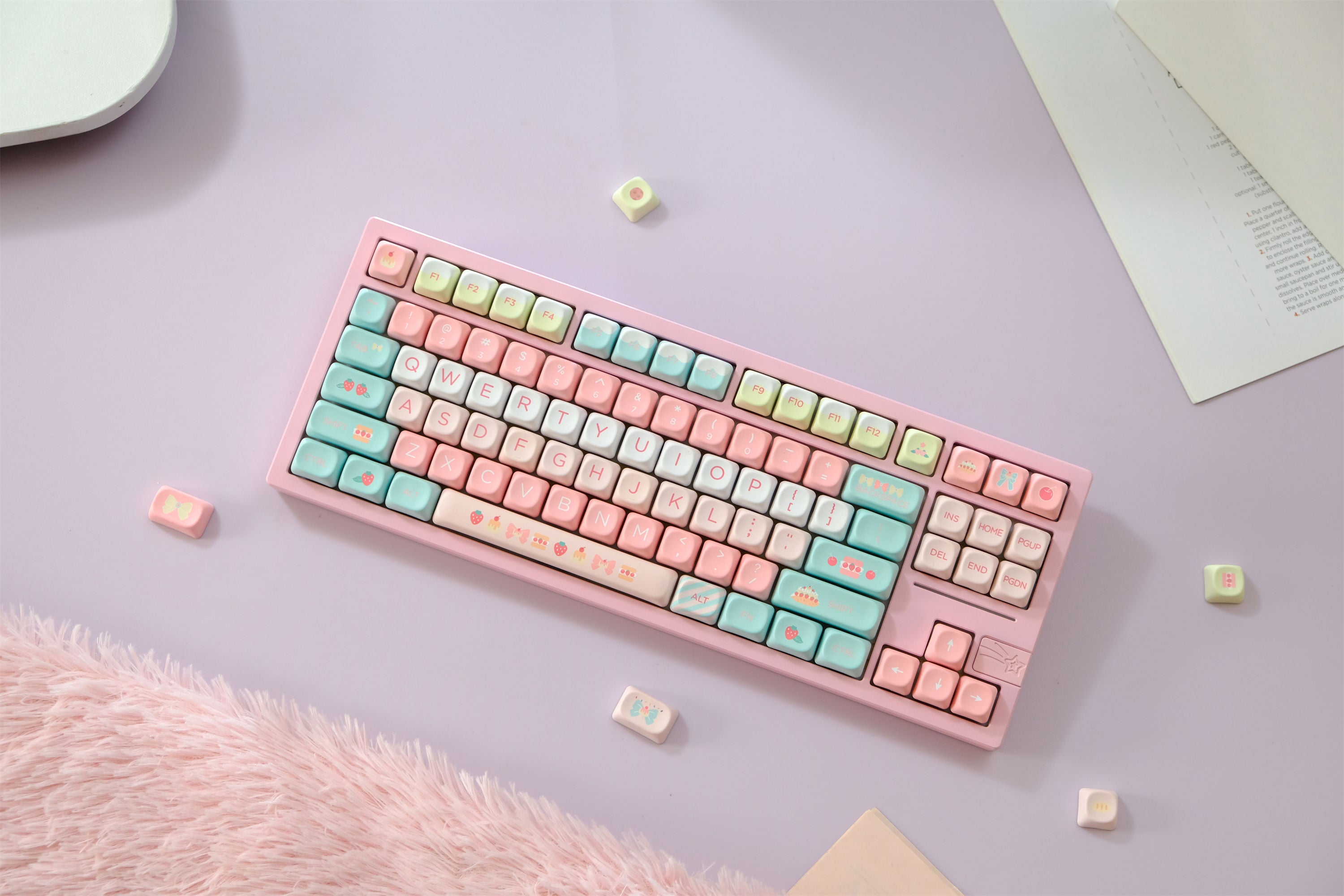 Strawberry Dessert Shop Keycaps