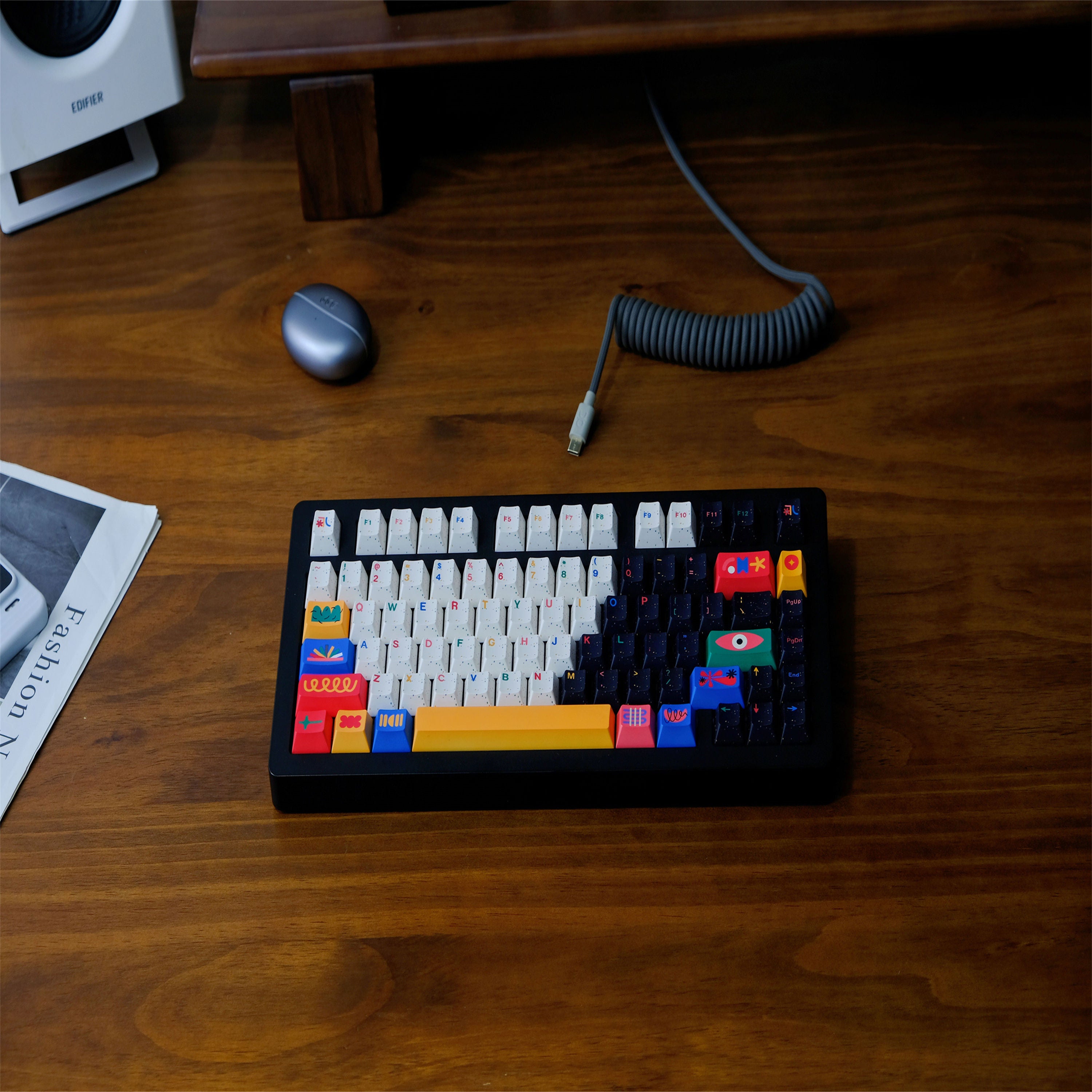 Motif keycaps