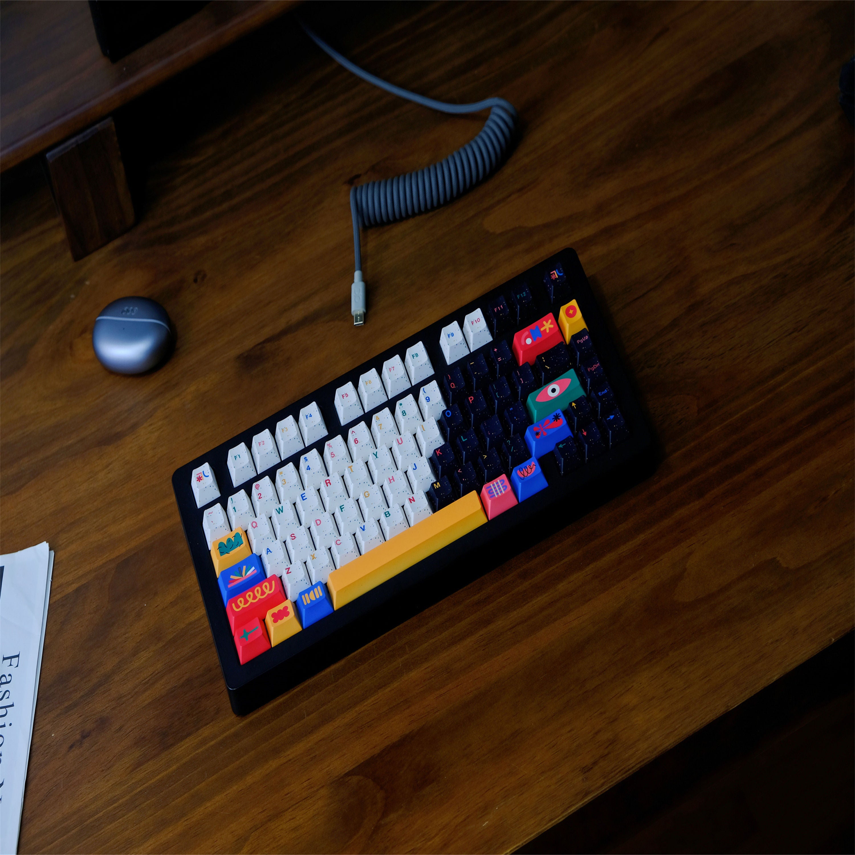 Motif keycaps