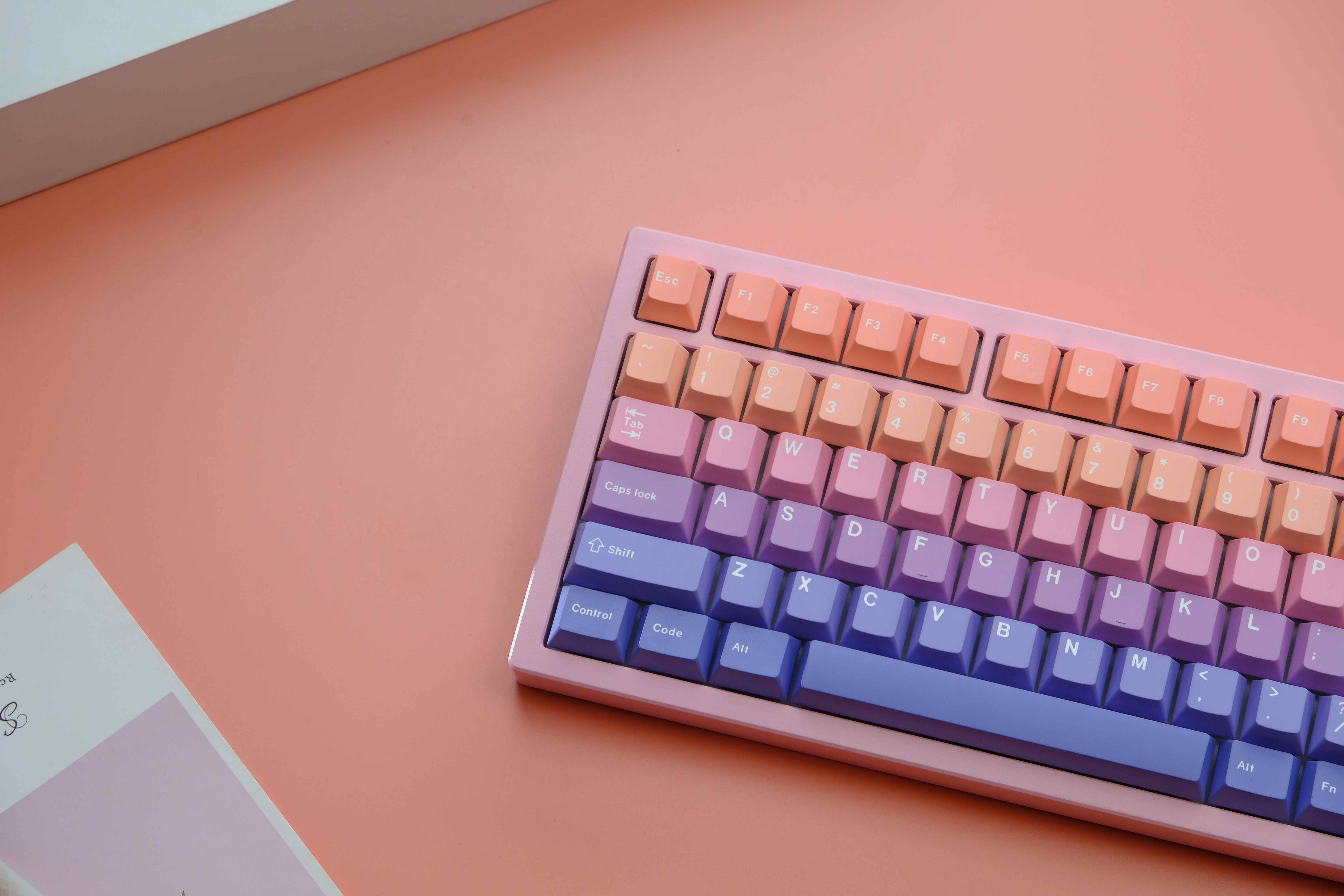 Dreamland Gradient Color Keycaps