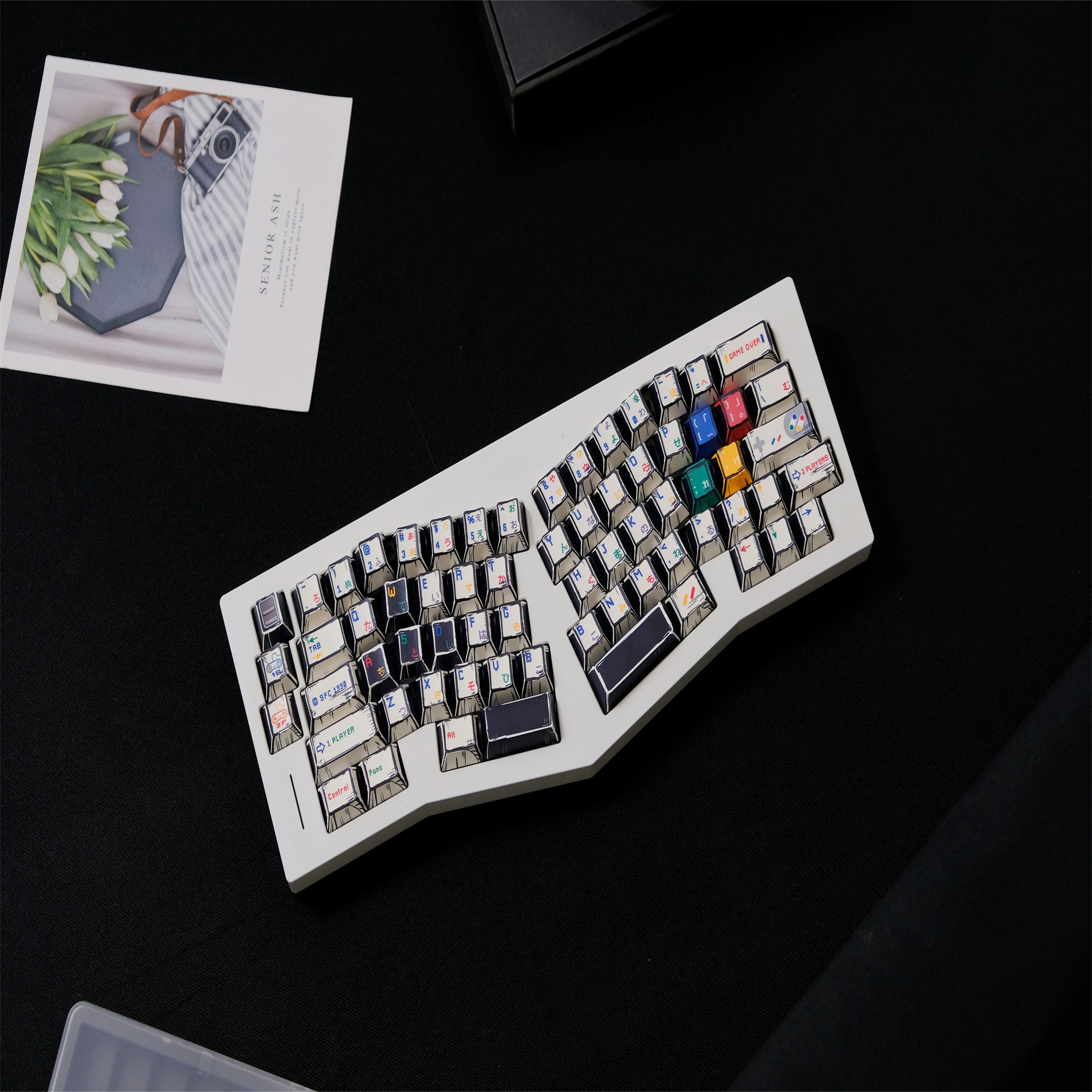 SFC White Comic style keycaps
