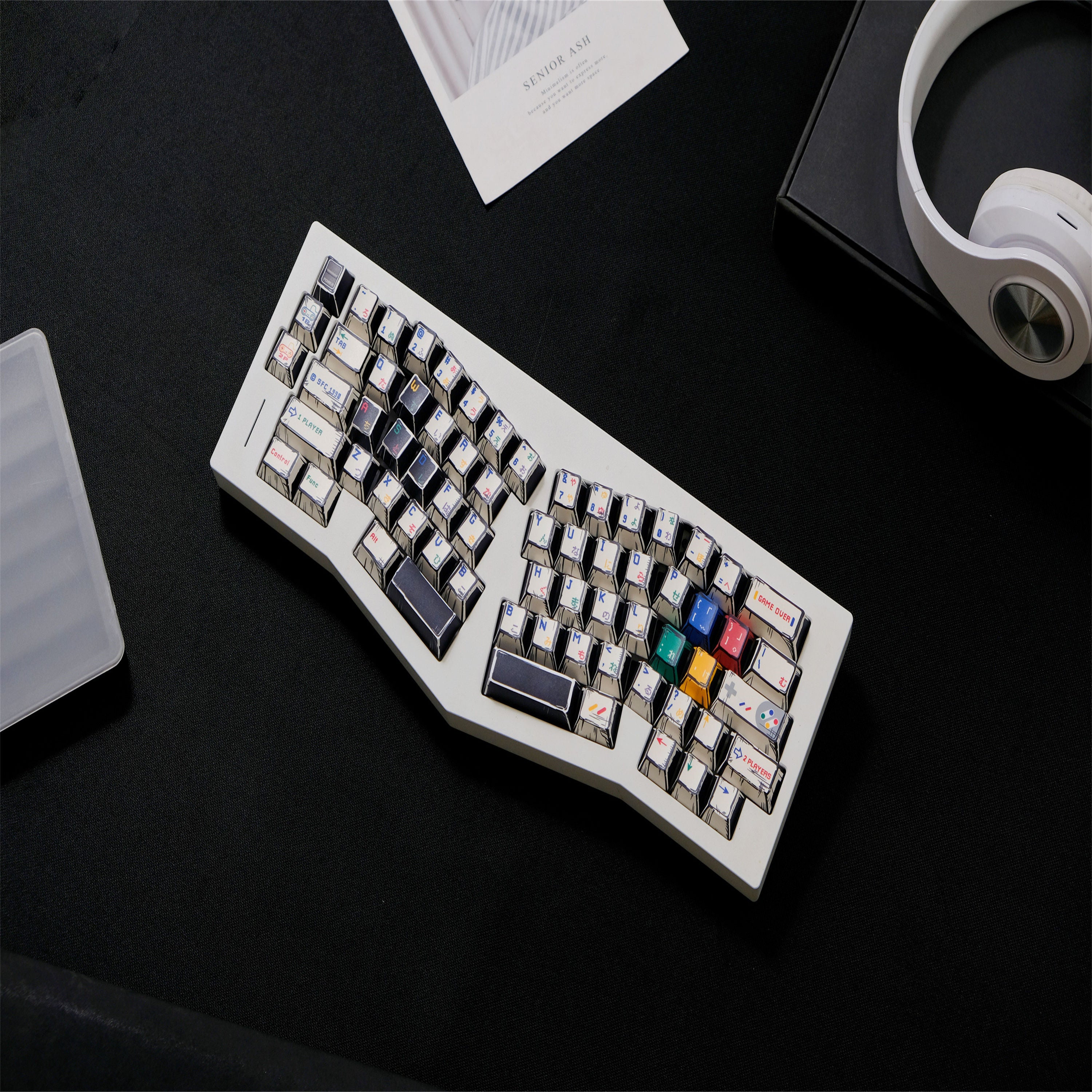 SFC White Comic style keycaps