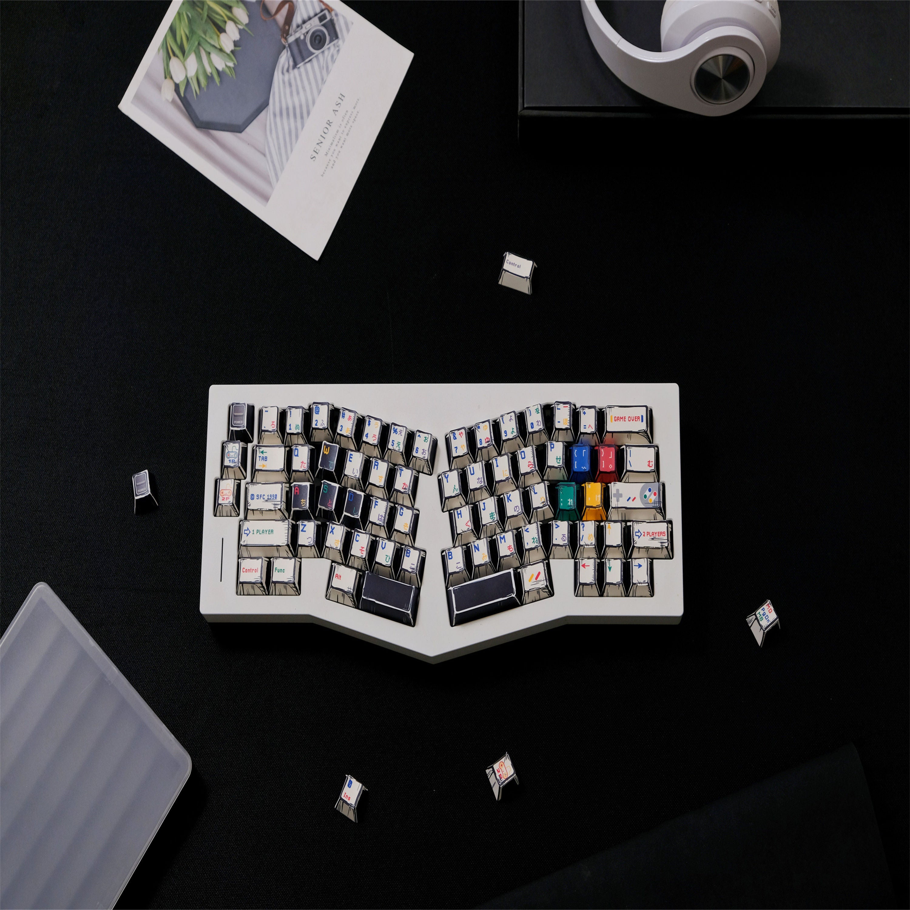 SFC White Comic style keycaps