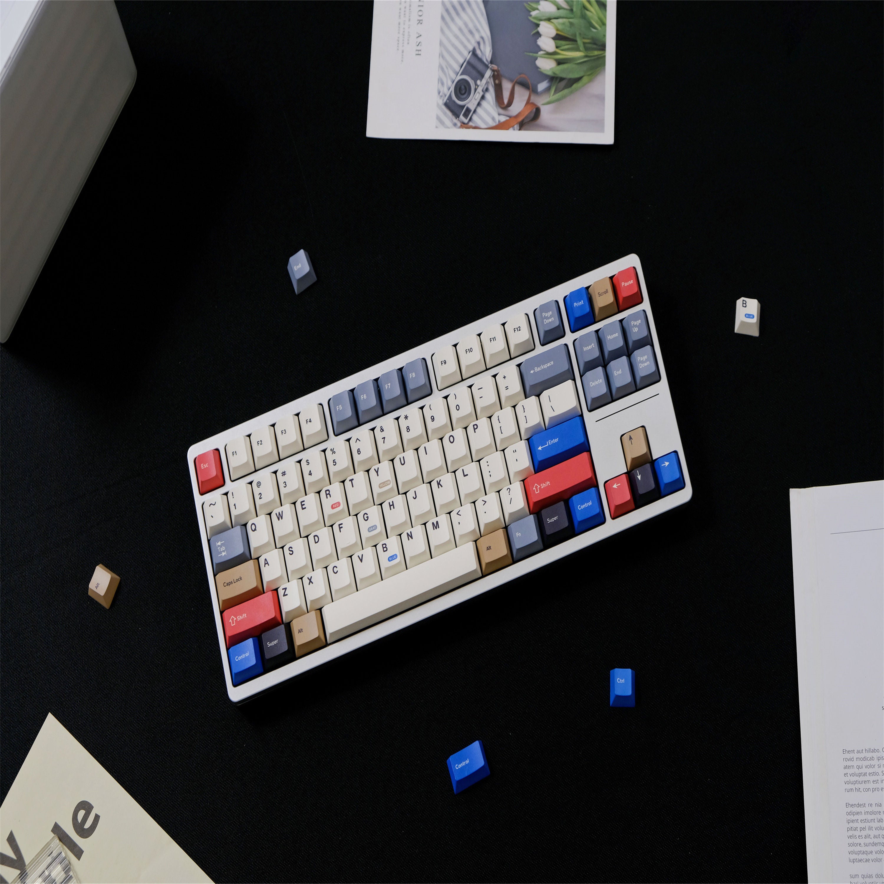 Hundred Lights keycaps