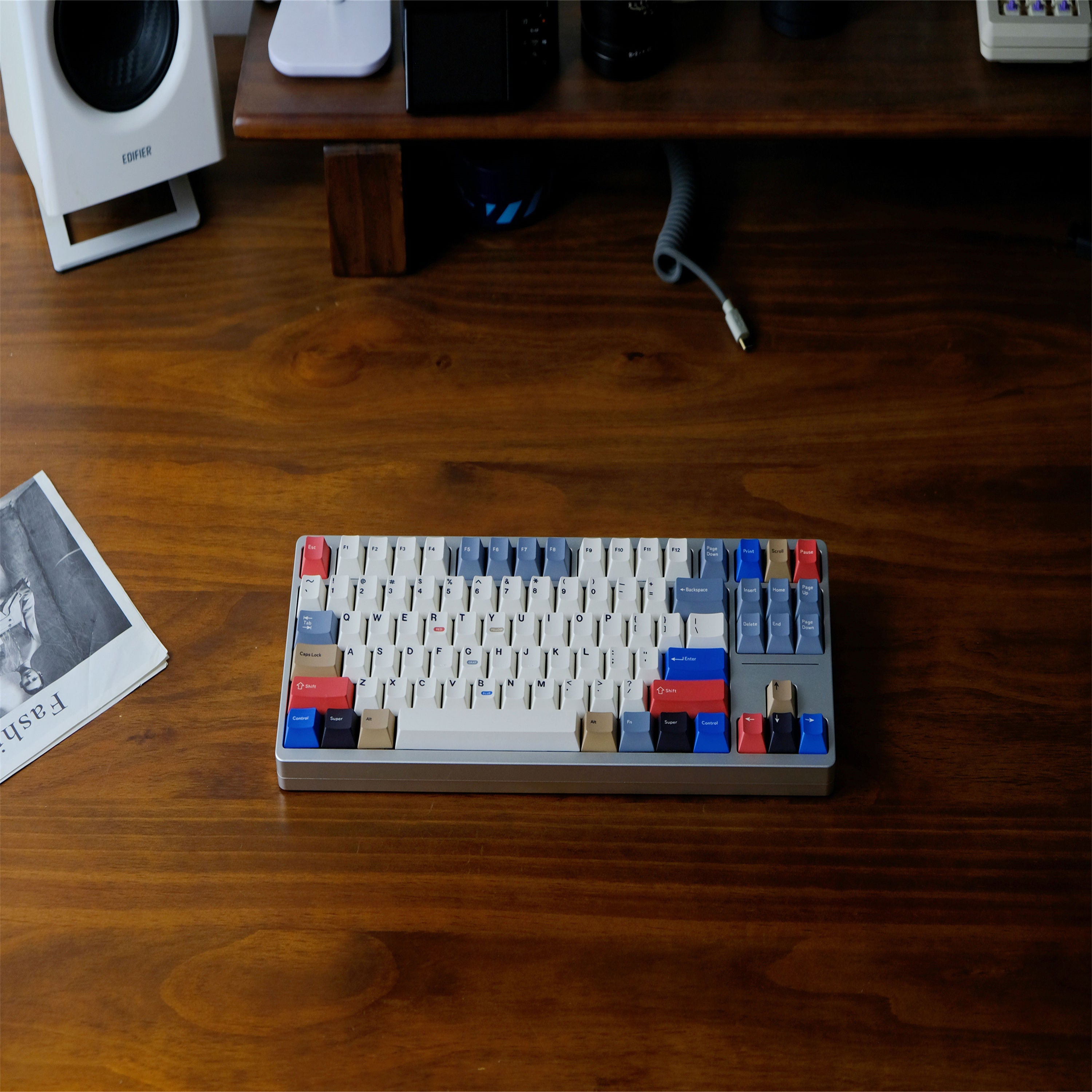 Hundred Lights keycaps