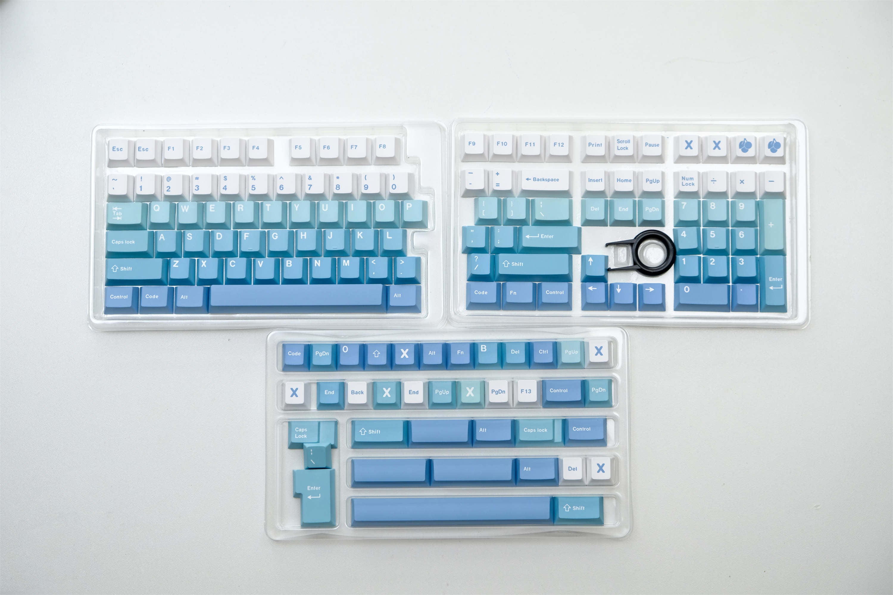Snow Gradient keycaps