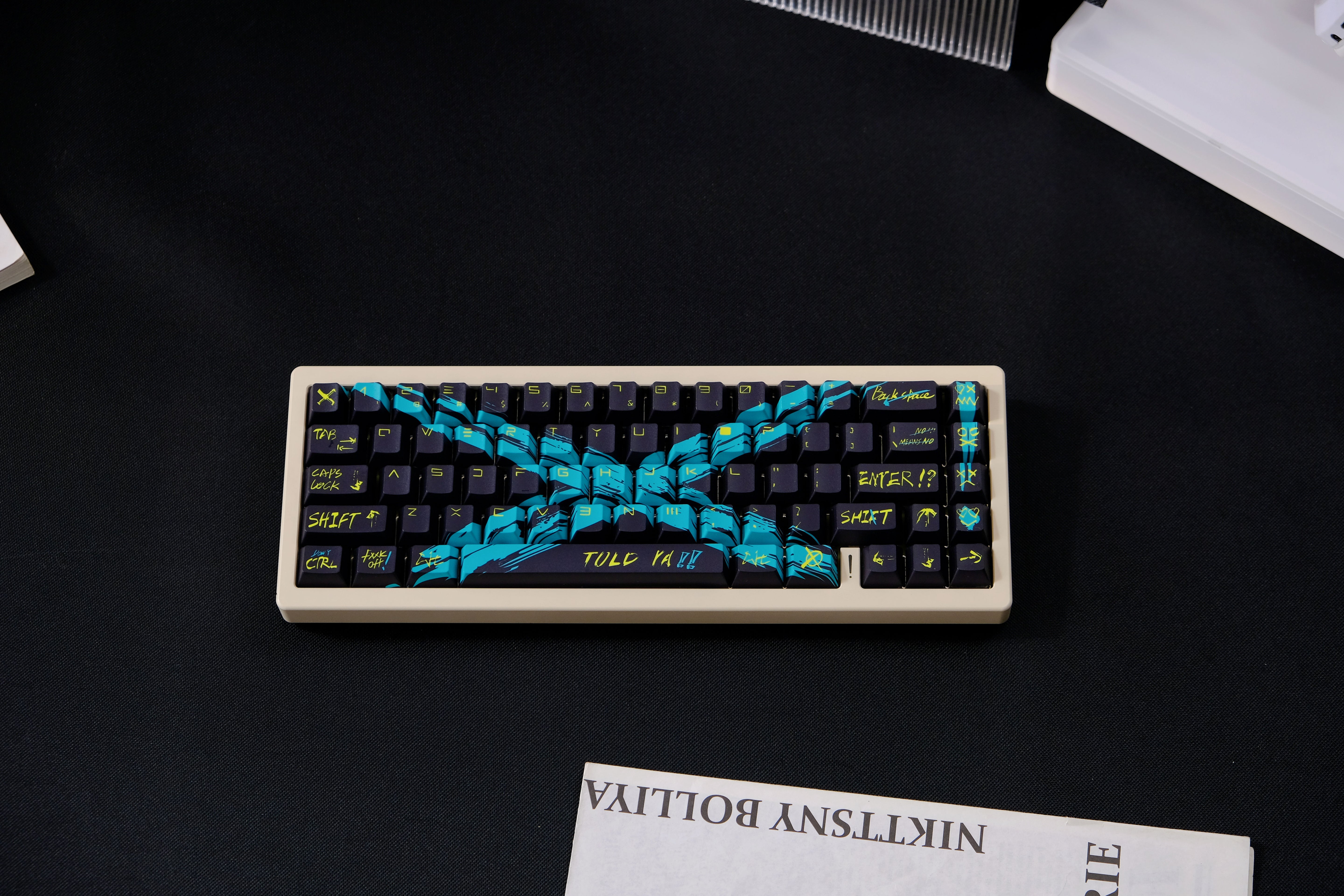 Against invalid Black Blue keycaps
