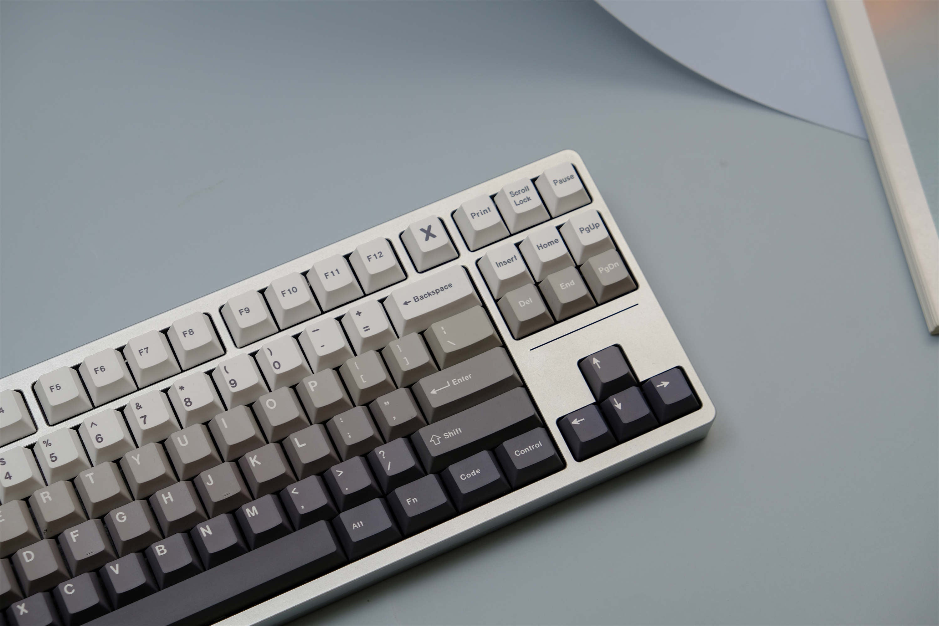 Dust Gradient keycaps