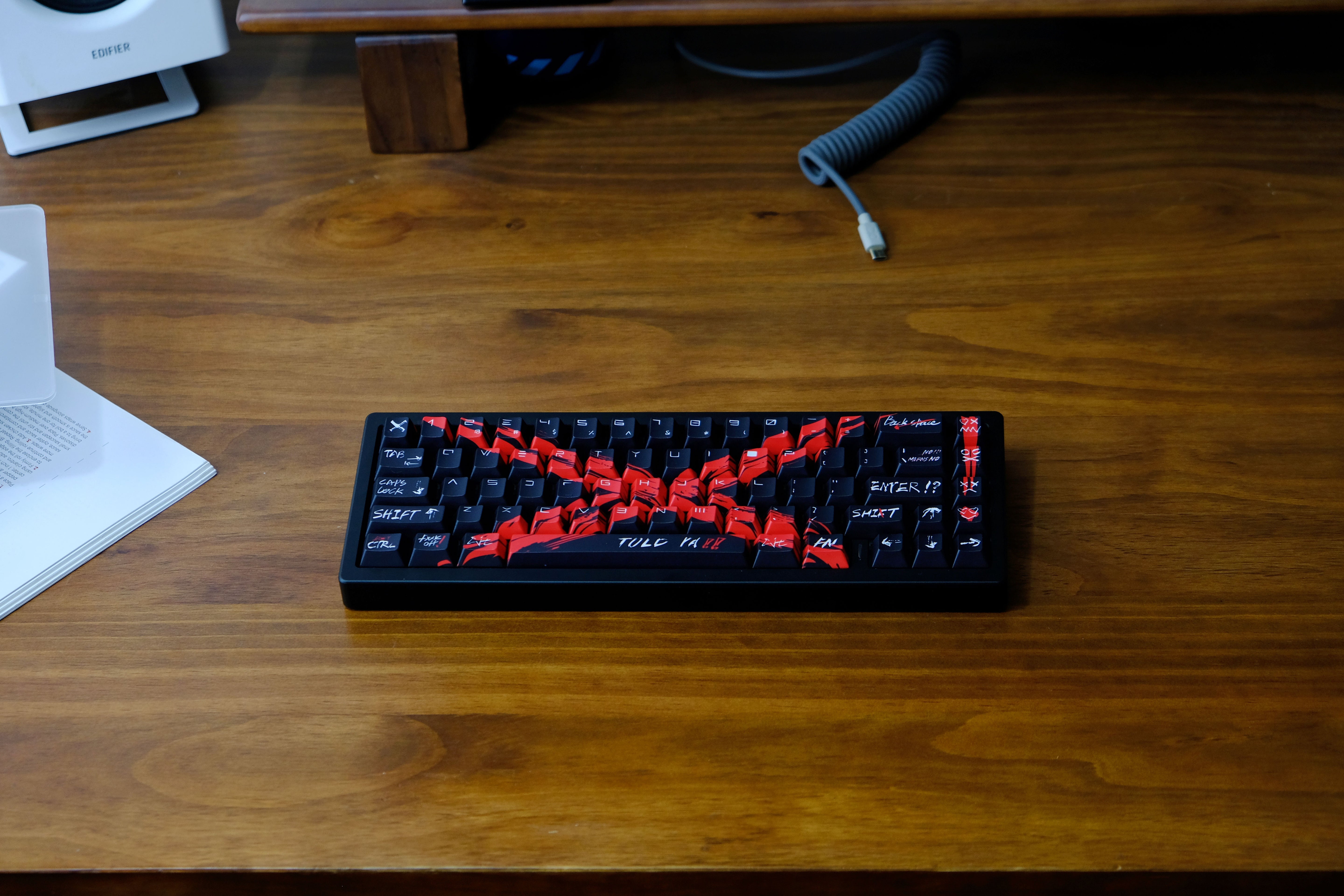 Against invalid Black Red keycaps