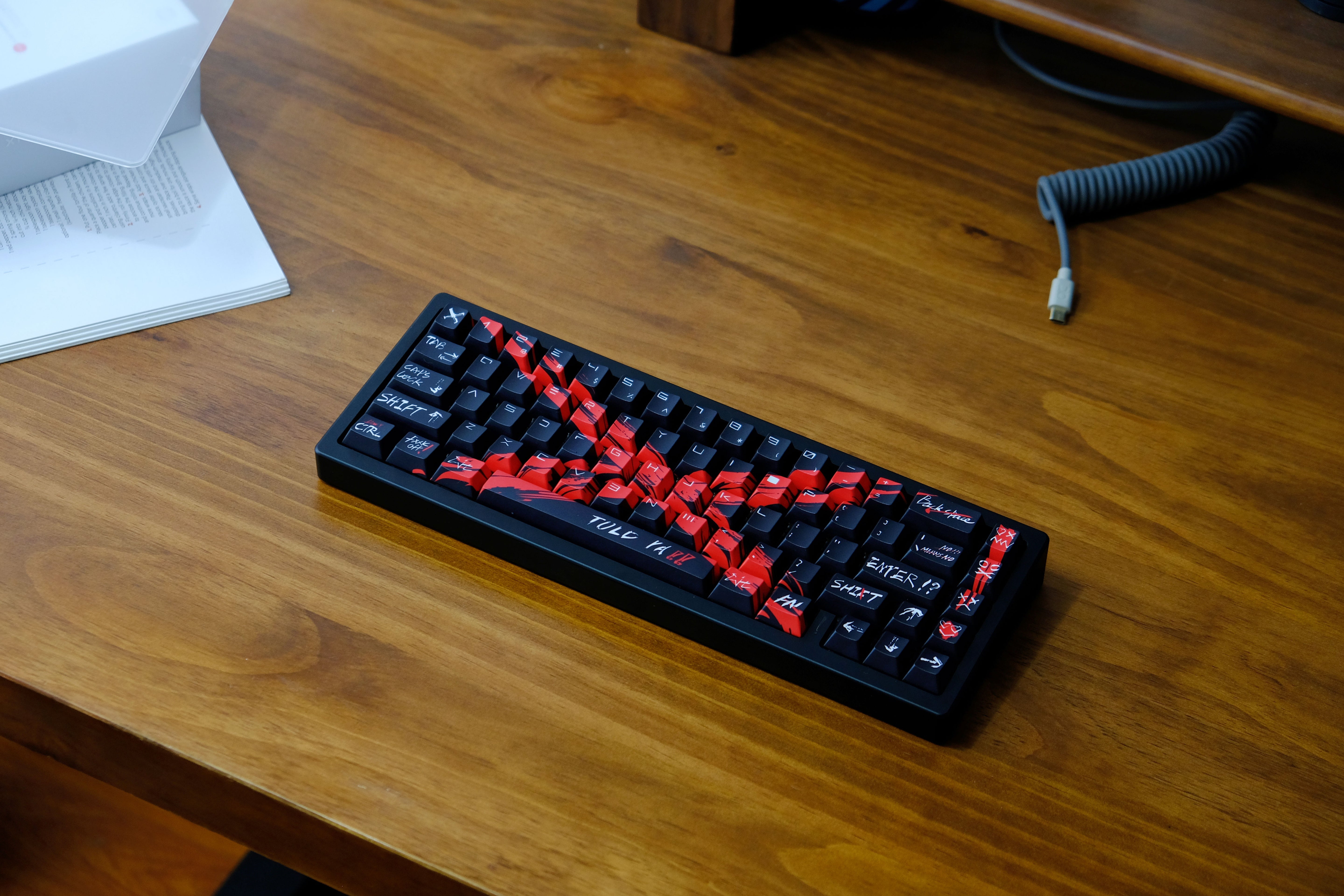 Against invalid Black Red keycaps