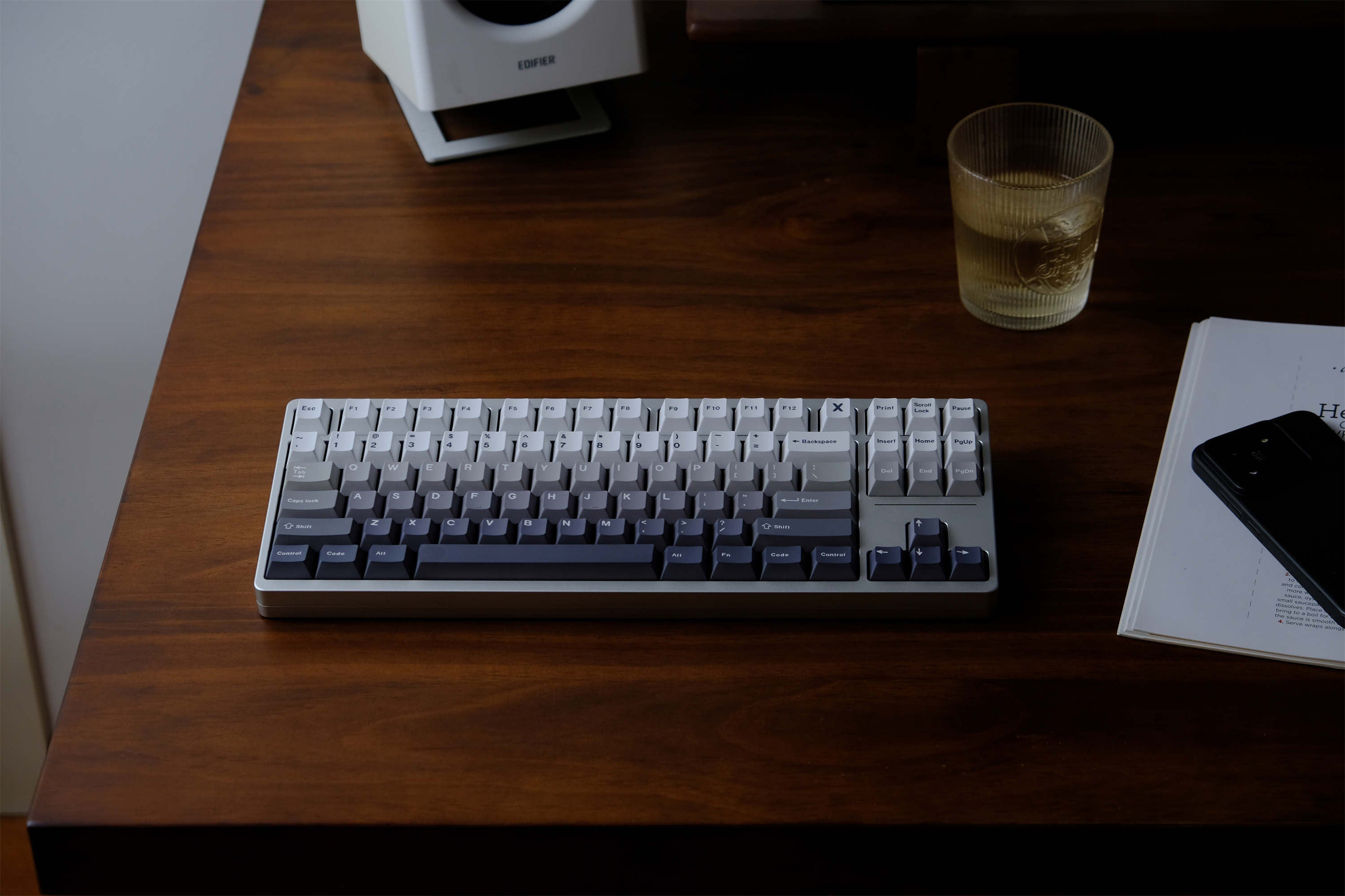 Dust Gradient keycaps