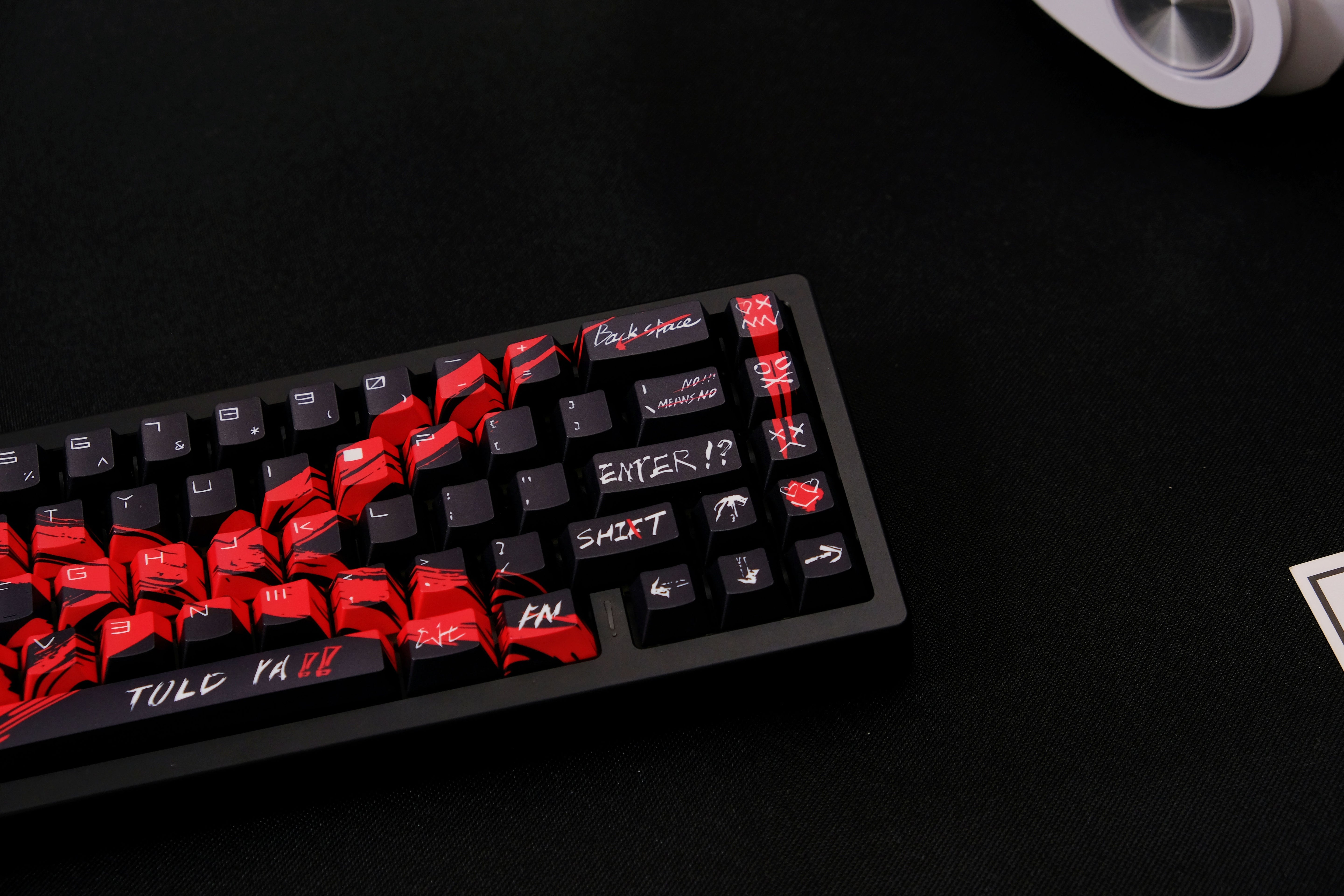 Against invalid Black Red keycaps