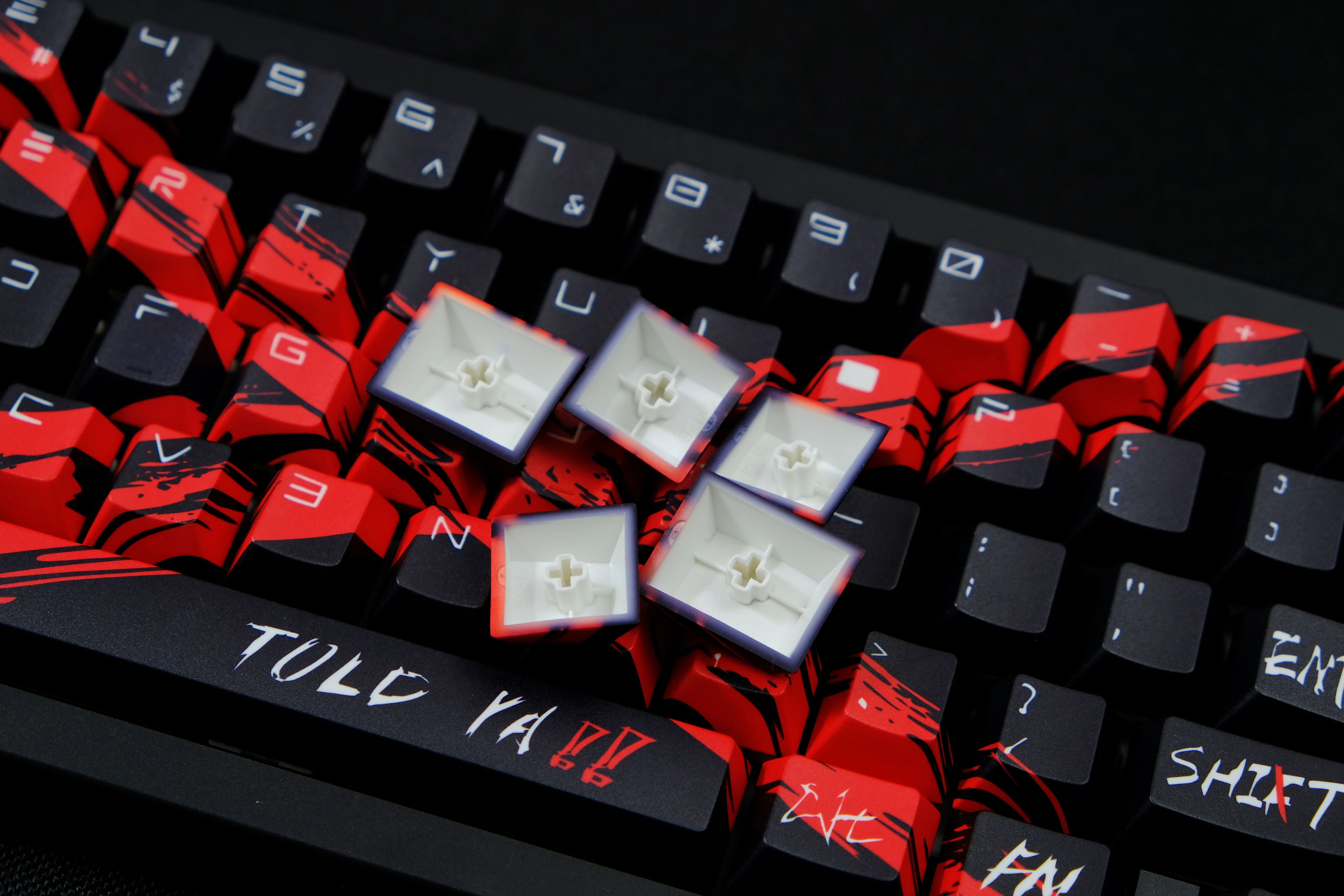 Against invalid Black Red keycaps