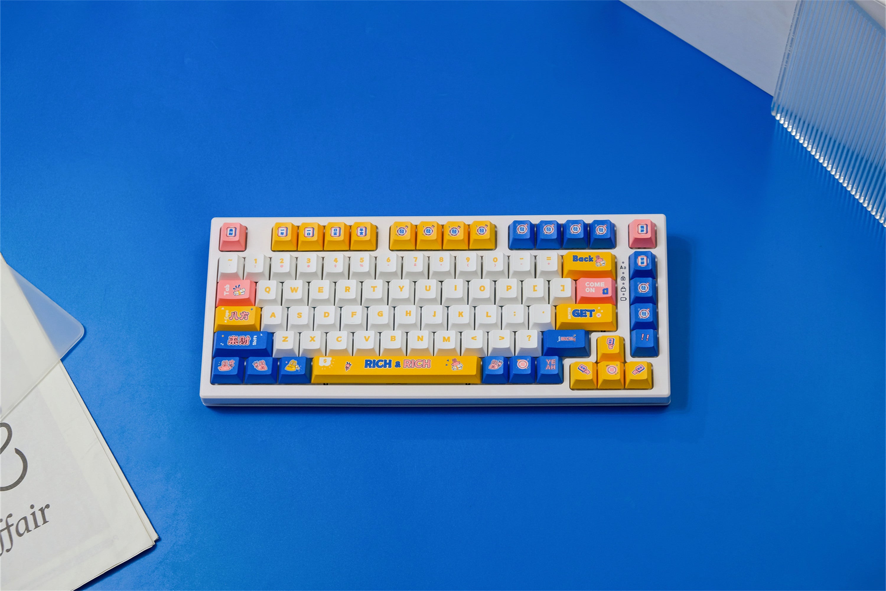 Money RICH CHERRY Keycaps
