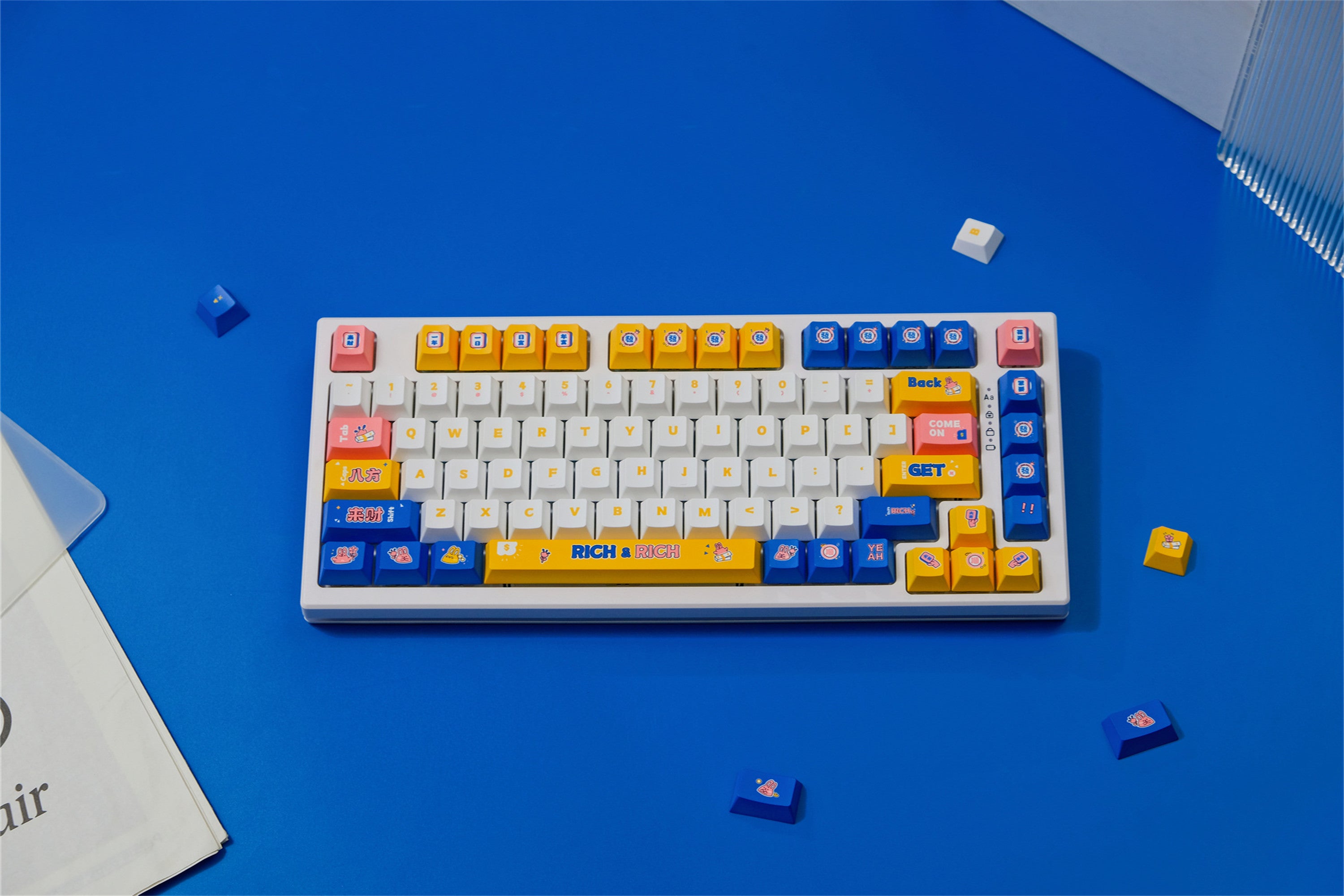 Money RICH CHERRY Keycaps