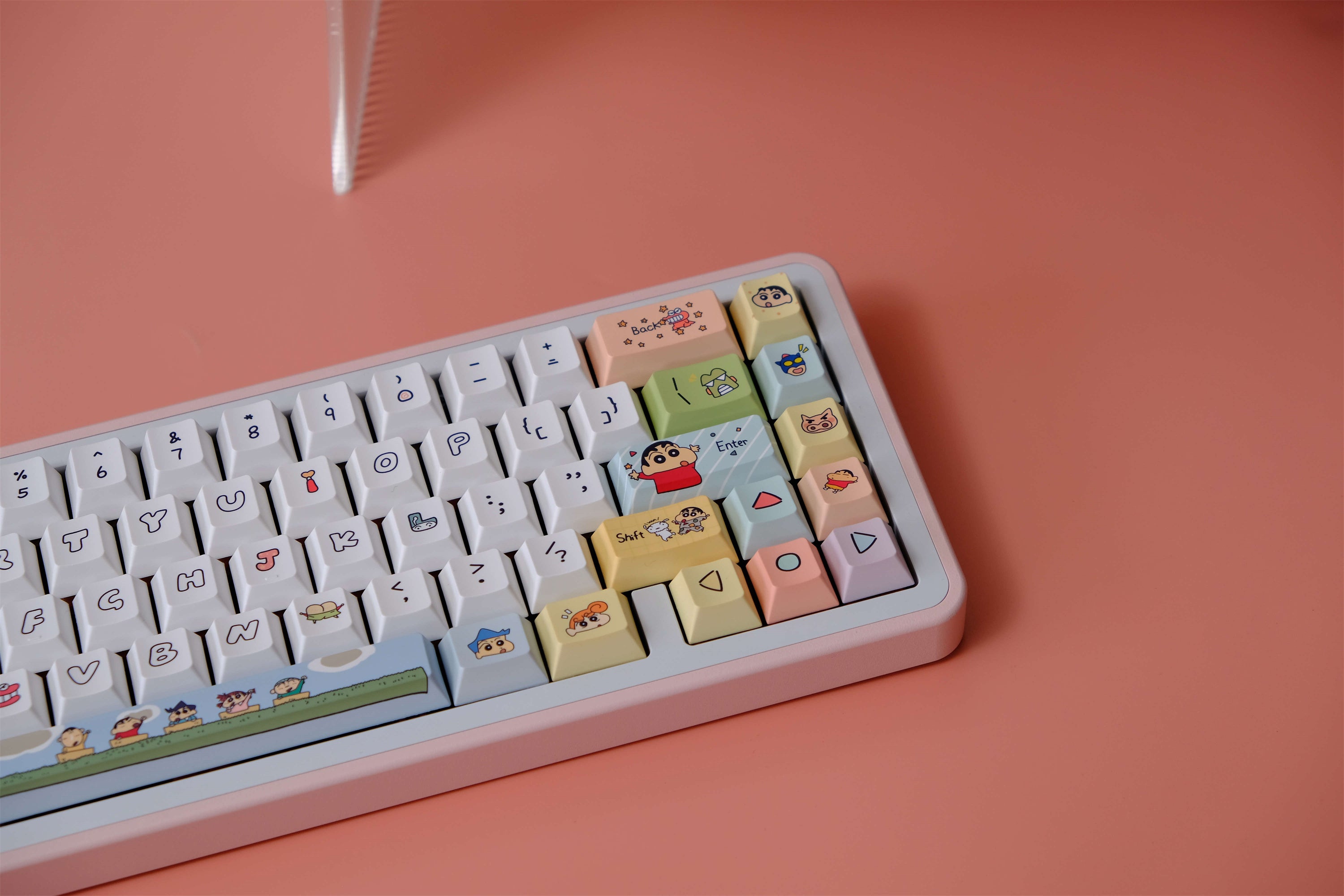 Crayon Shin-chan keycaps