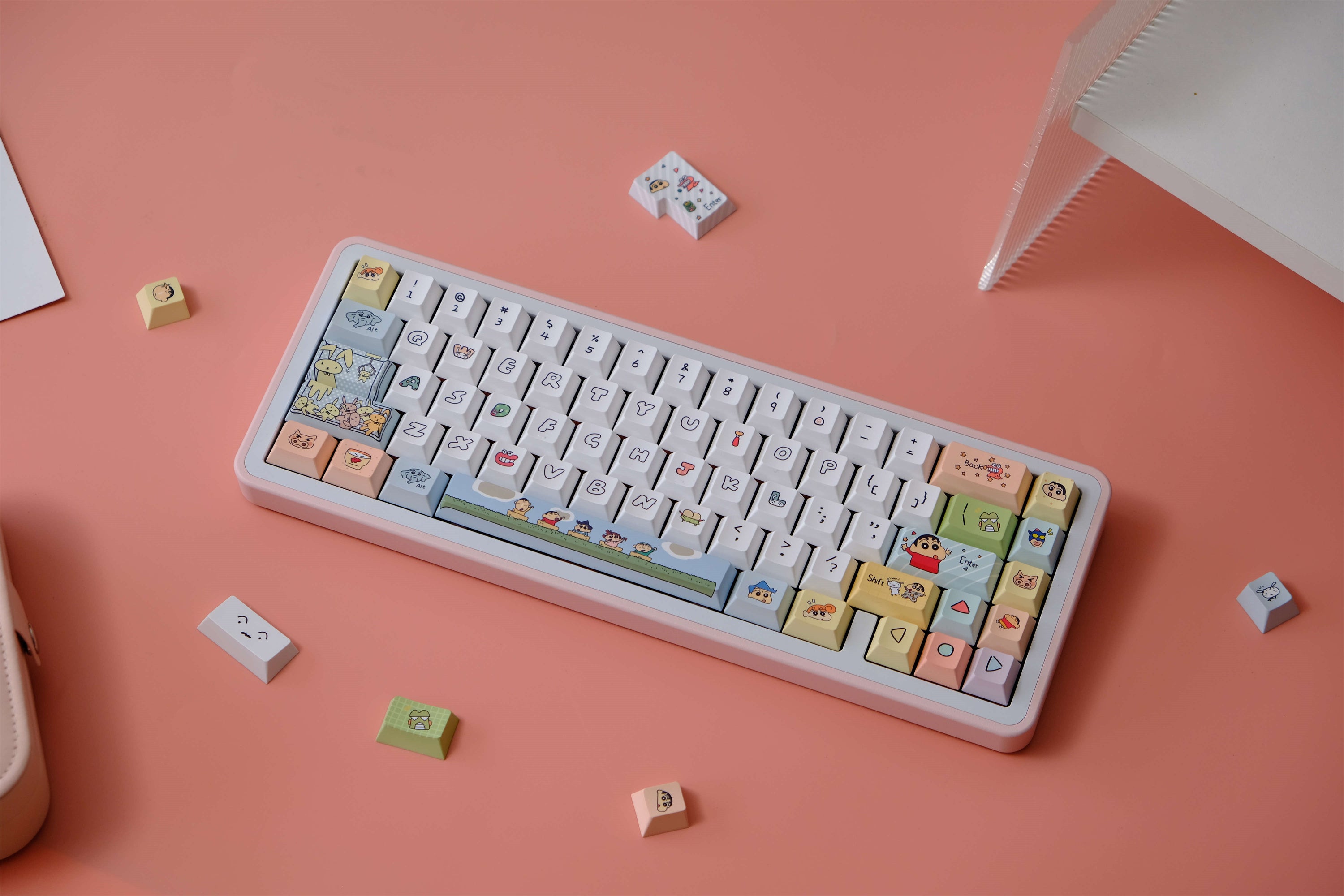 Crayon Shin-chan keycaps