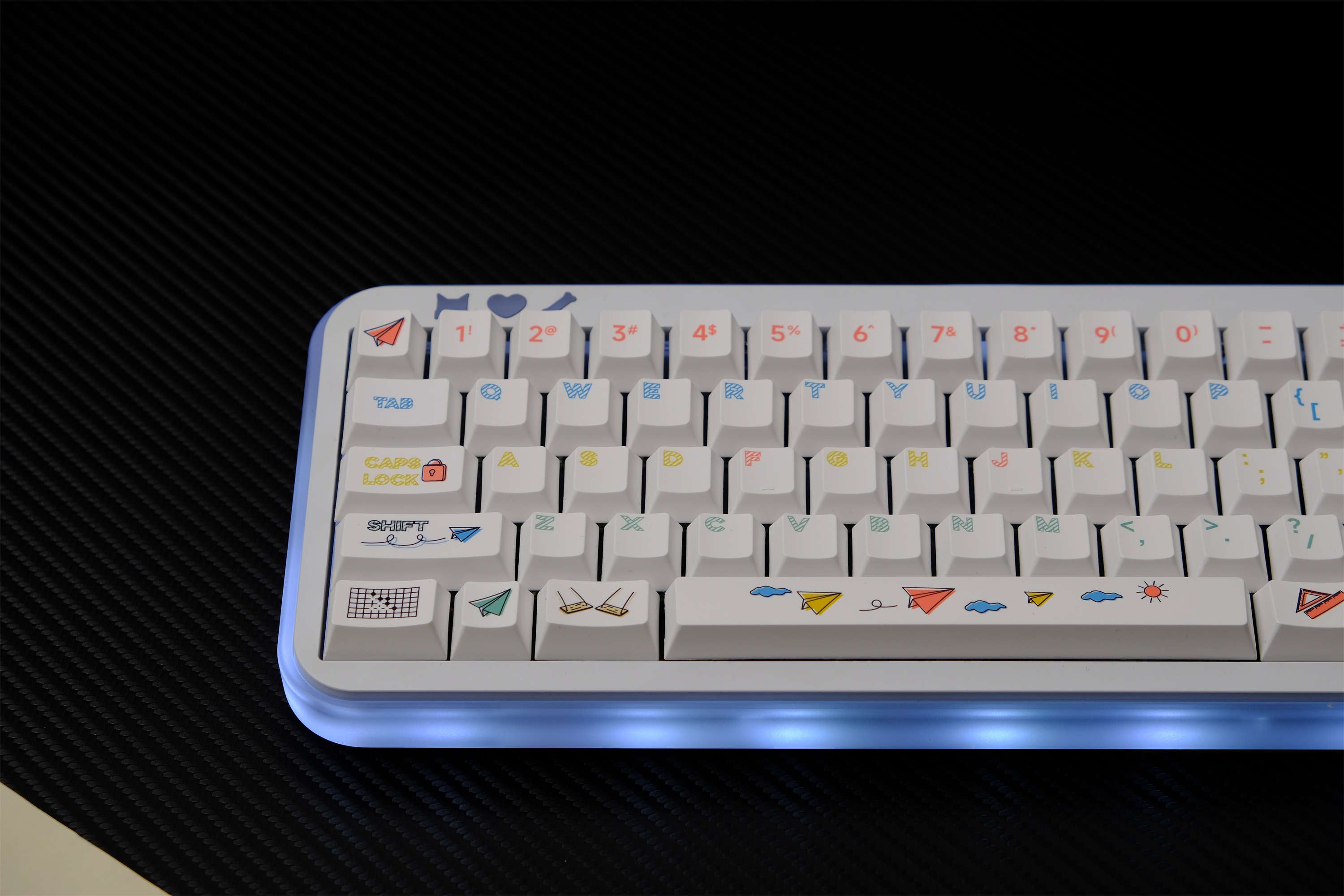 Paper Plane keycaps