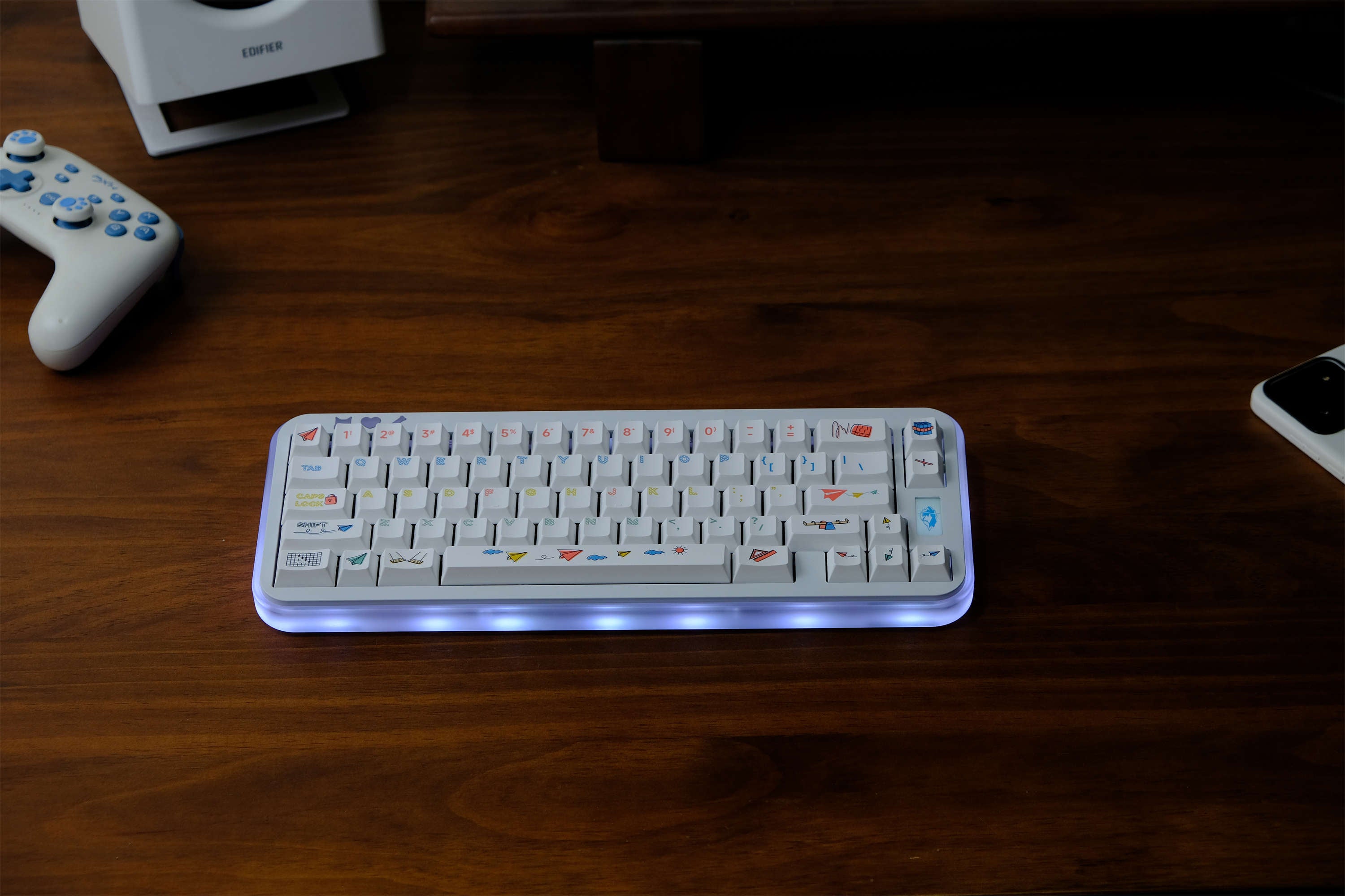 Paper Plane keycaps