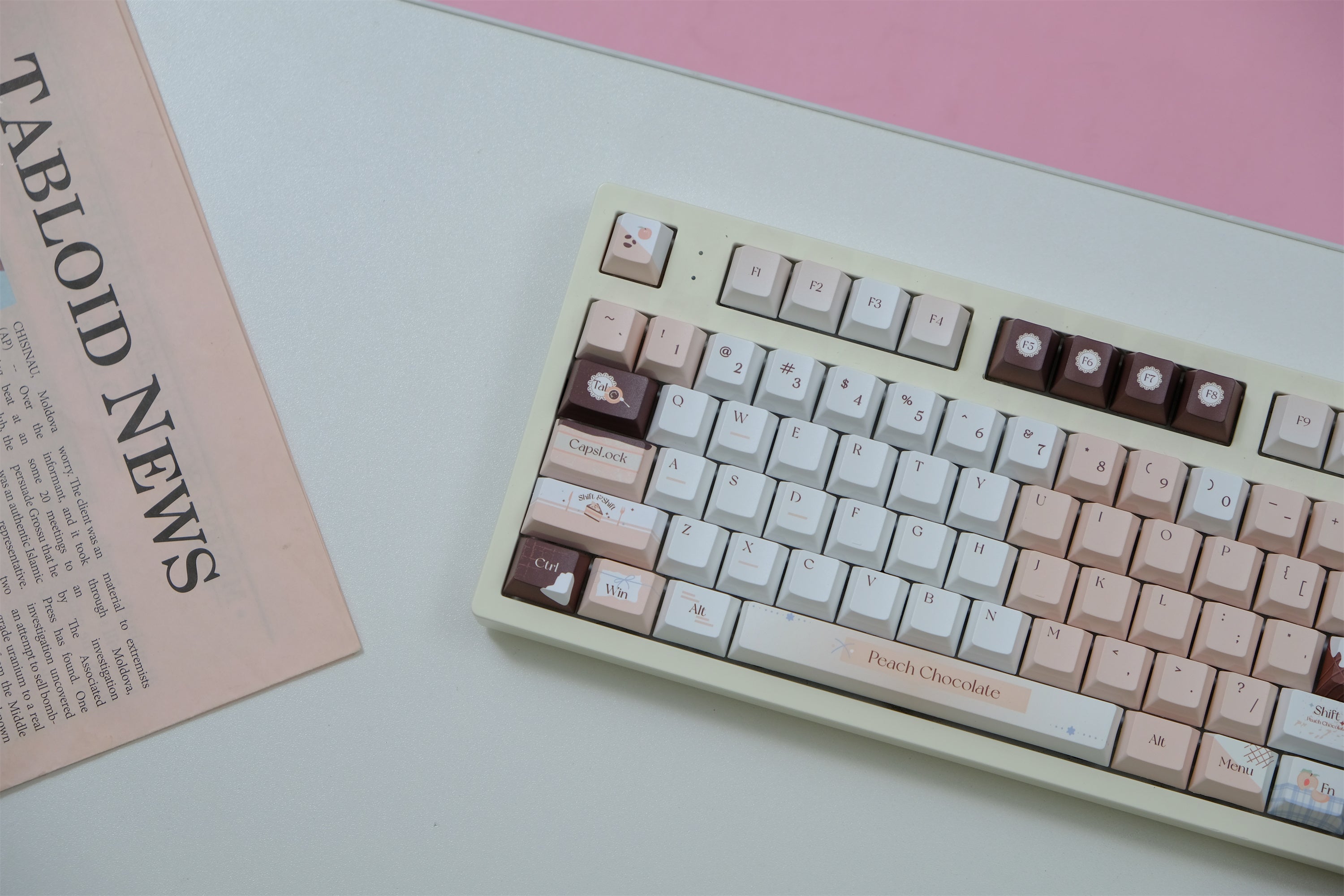 Crispy Peach Chocolate Keycaps
