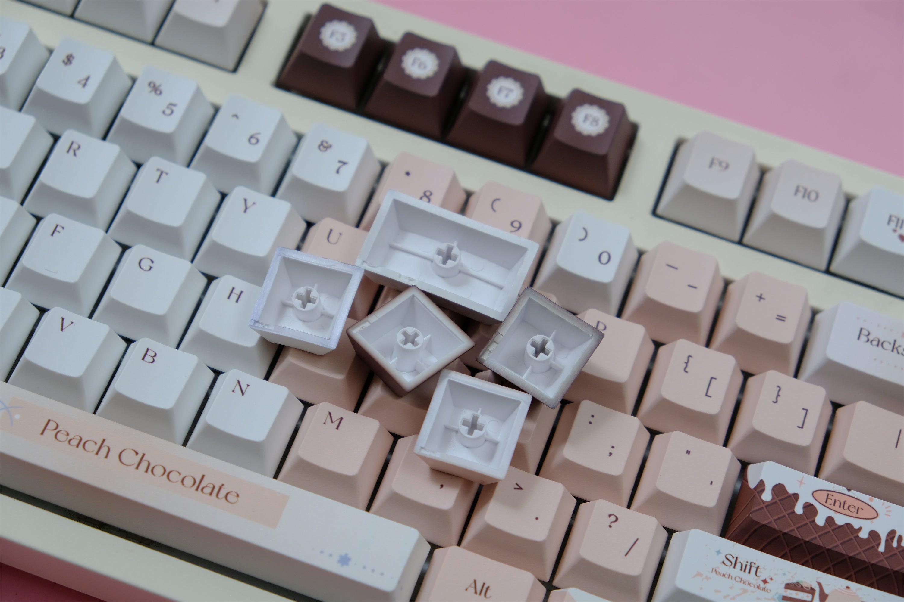 Crispy Peach Chocolate Keycaps