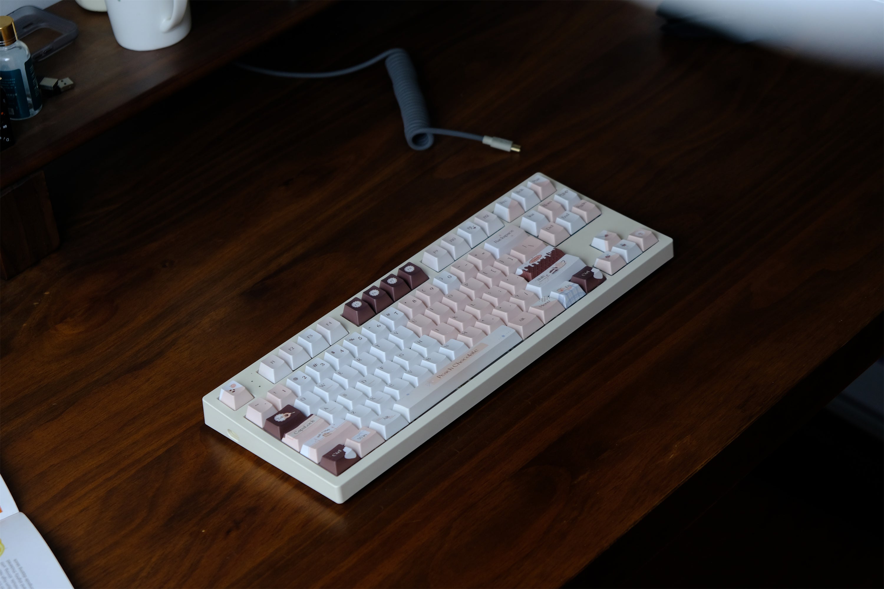 Crispy Peach Chocolate Keycaps