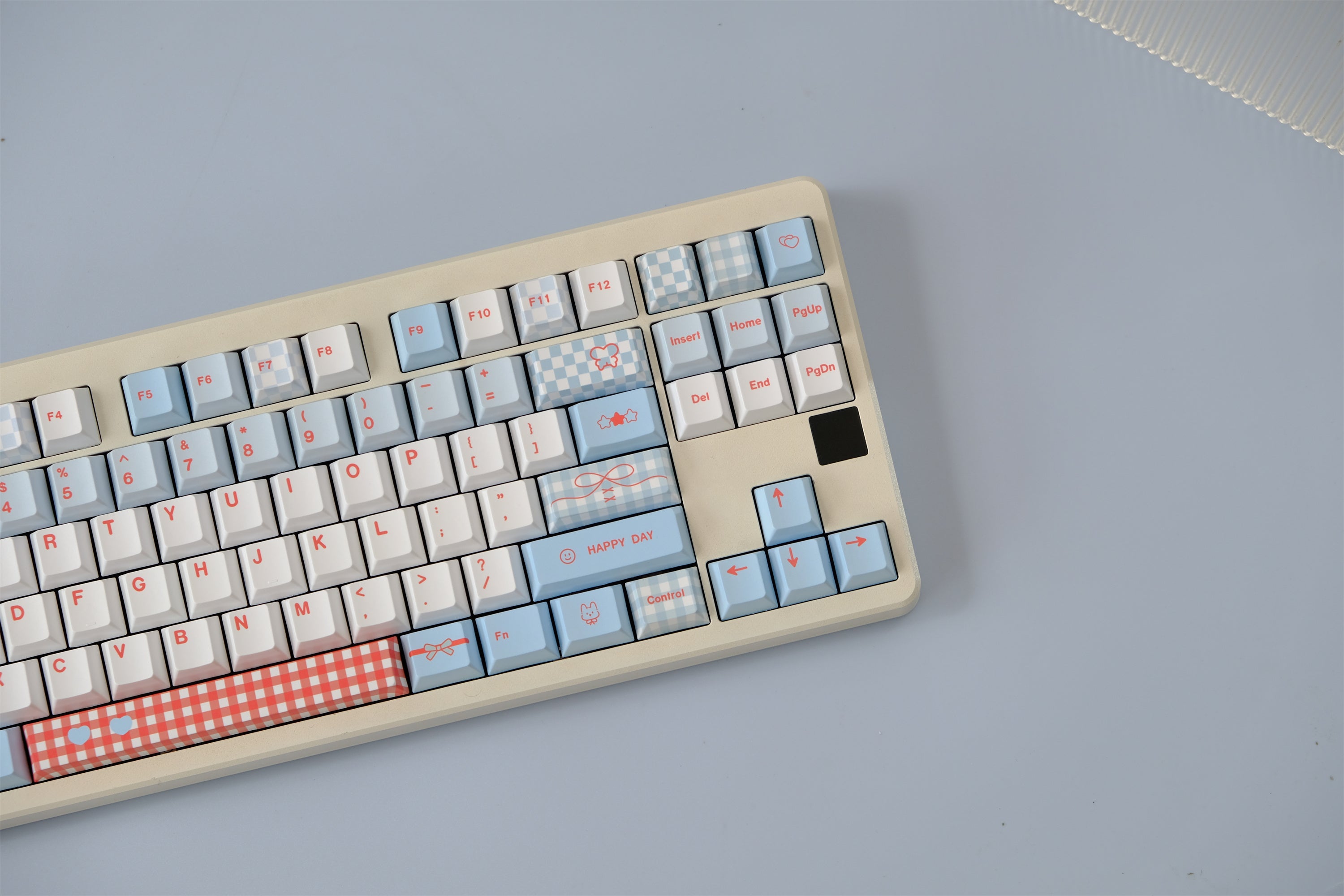Summer Intertwined Keycaps