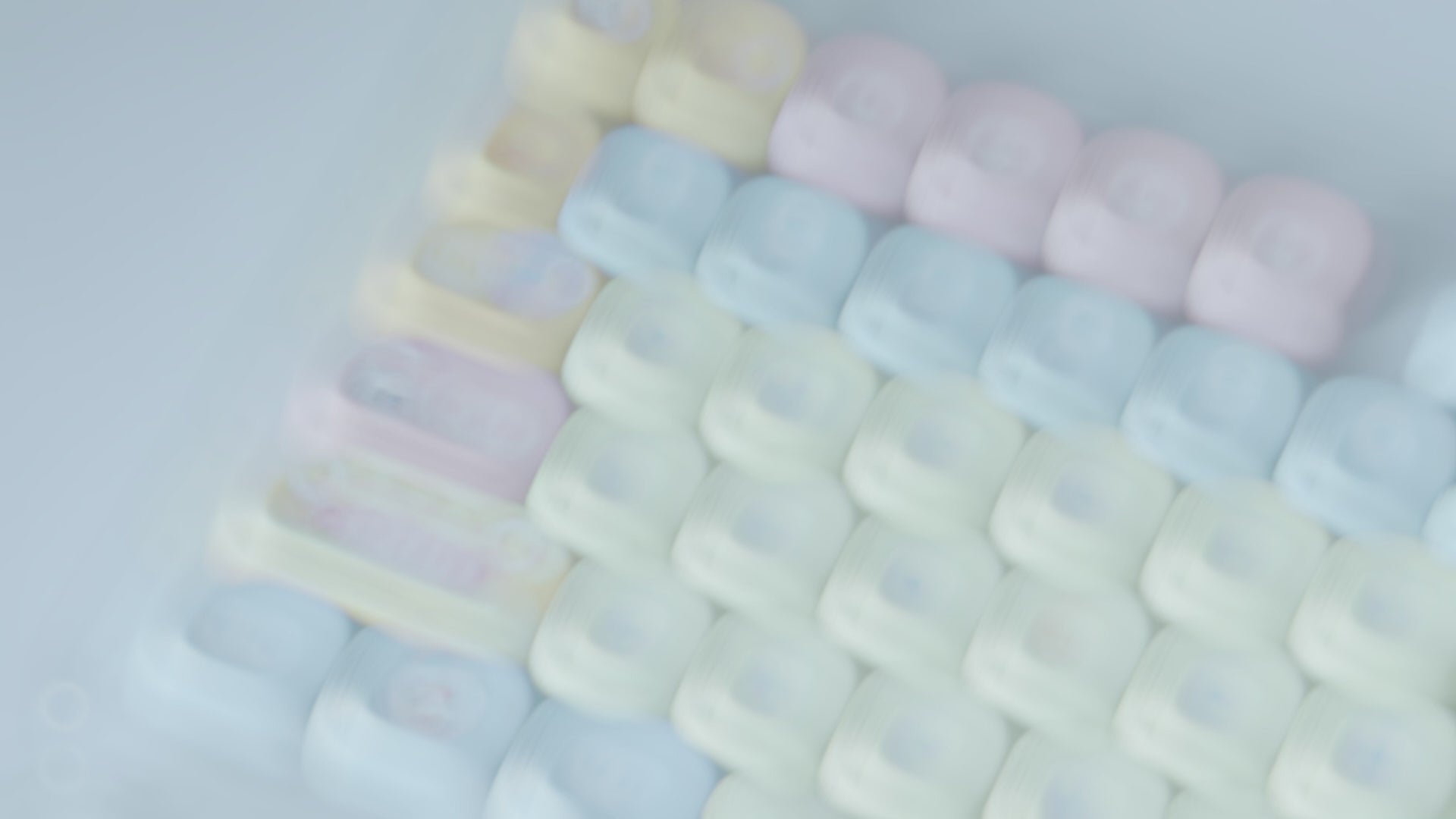 Load video: Angel Fanfic keycaps