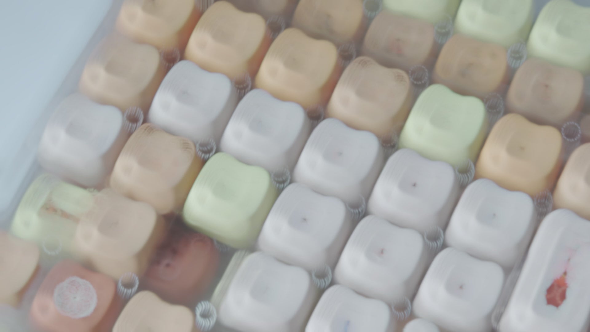 Load video: Capibara keycaps