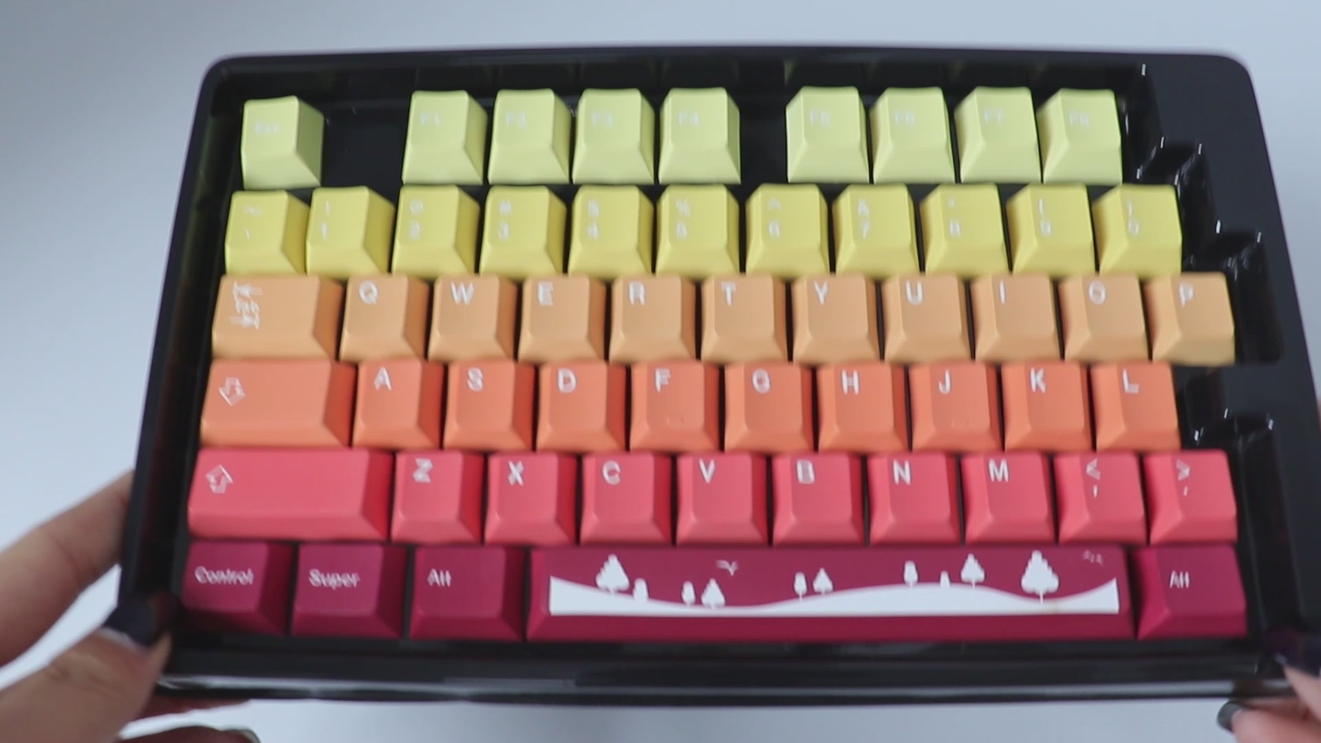 Load video: Autumn keycaps