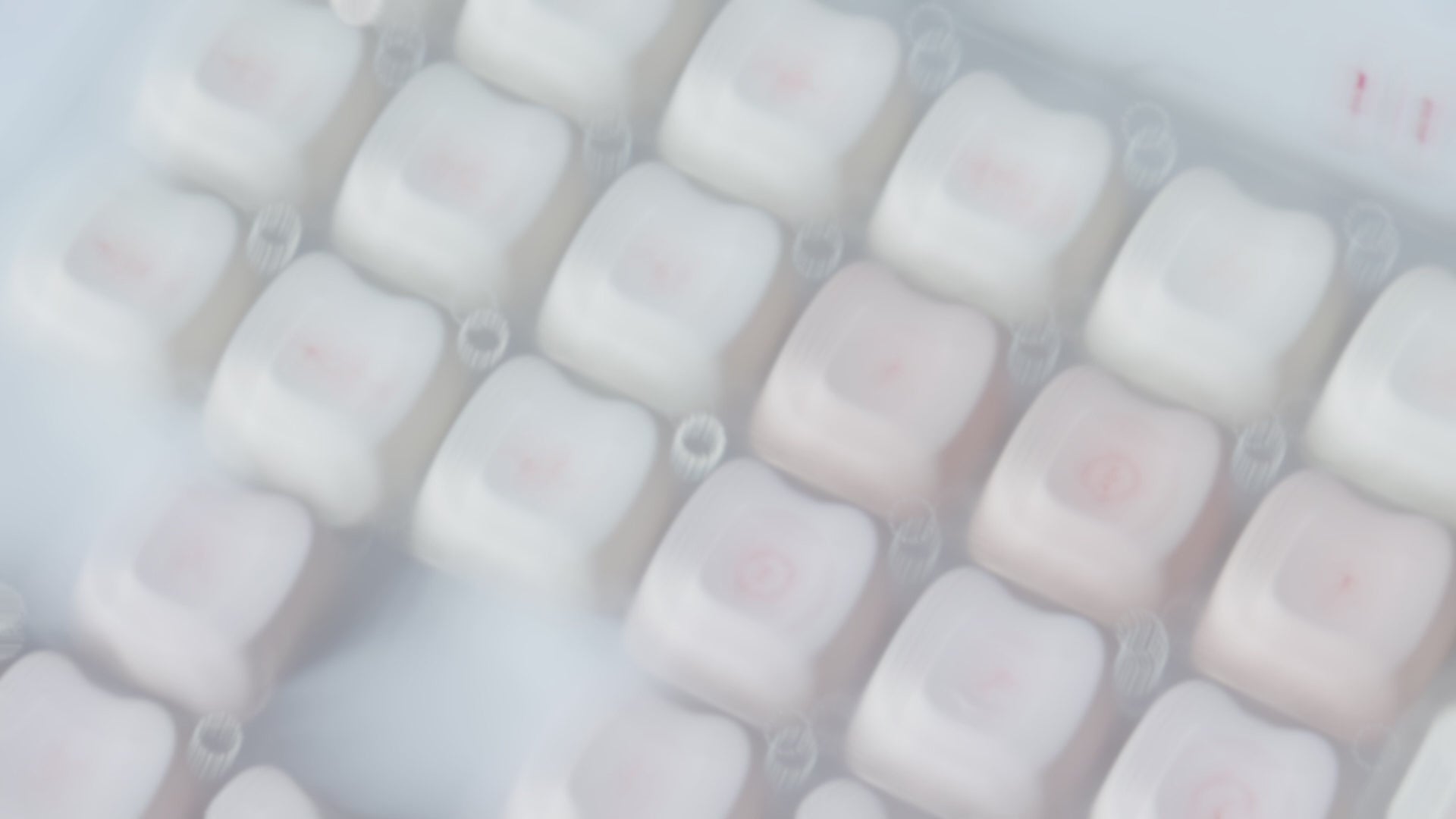 Load video: Party Kitten keycaps