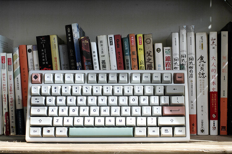 Retro SA 9009 colorway Keycaps